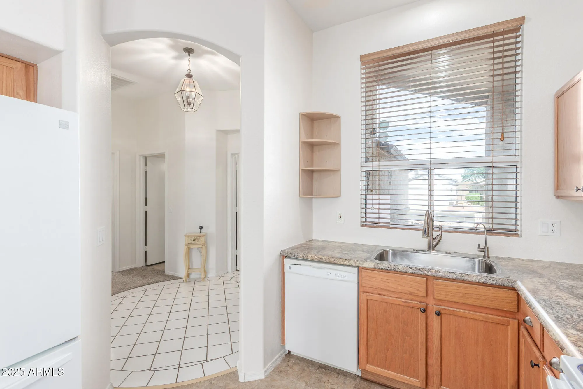 Property Slideshow image 11 of 29 | 9721 w mountain view rd, Peoria, AZ, 85345