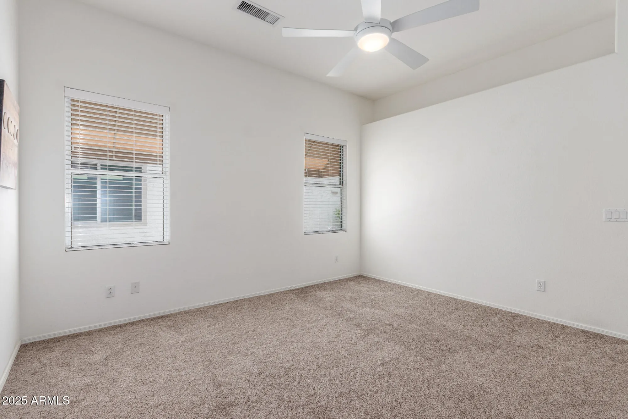 Property Slideshow image 15 of 29 | 9721 w mountain view rd, Peoria, AZ, 85345