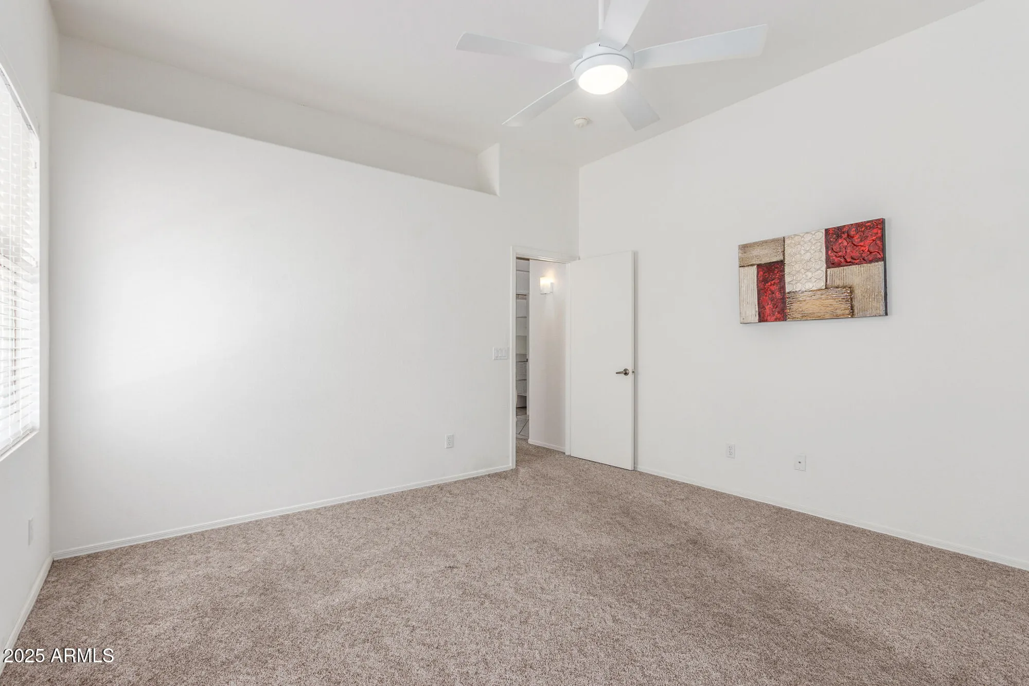 Property Slideshow image 16 of 29 | 9721 w mountain view rd, Peoria, AZ, 85345