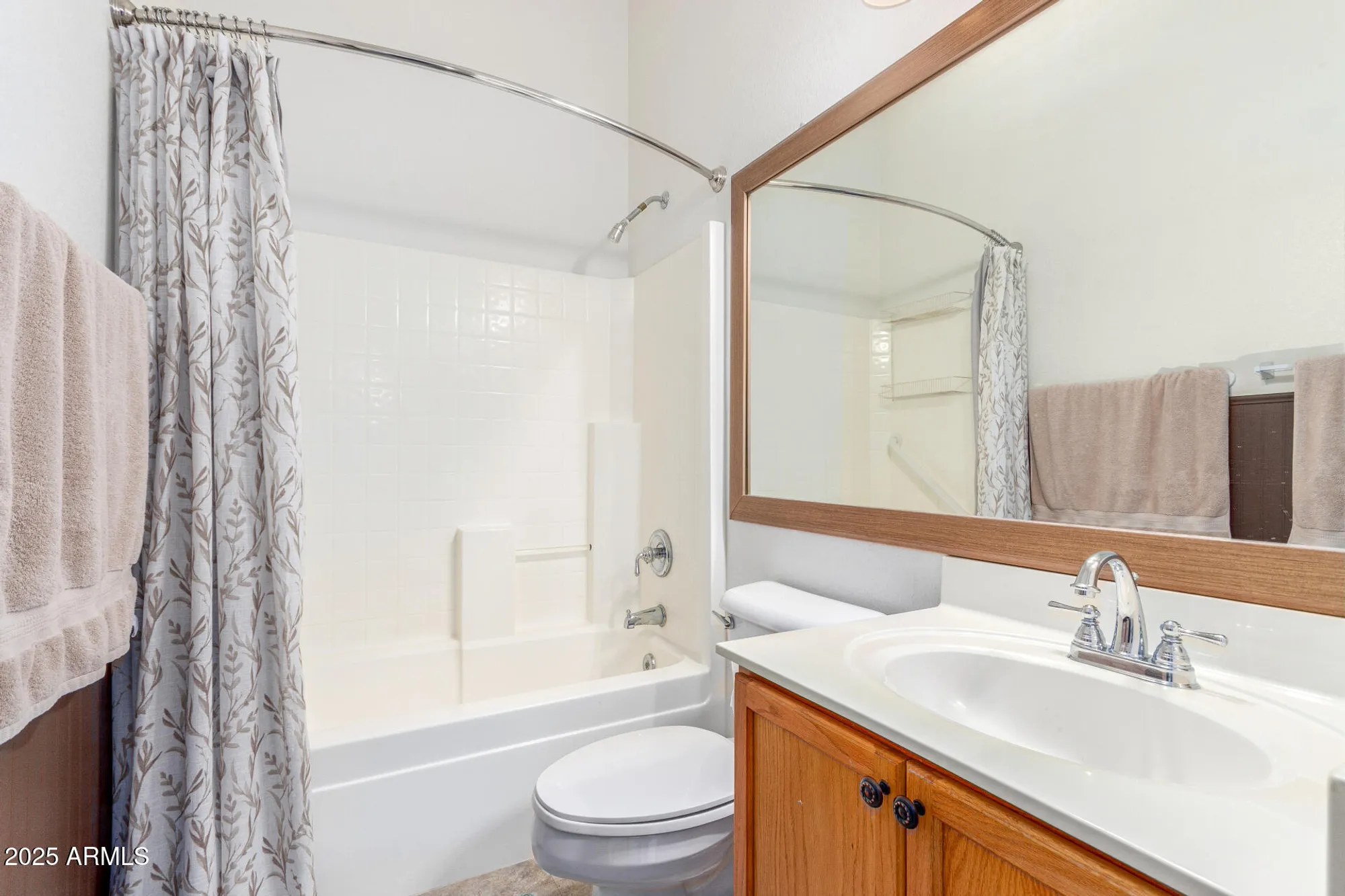 Property Slideshow image 23 of 29 | 9721 w mountain view rd, Peoria, AZ, 85345