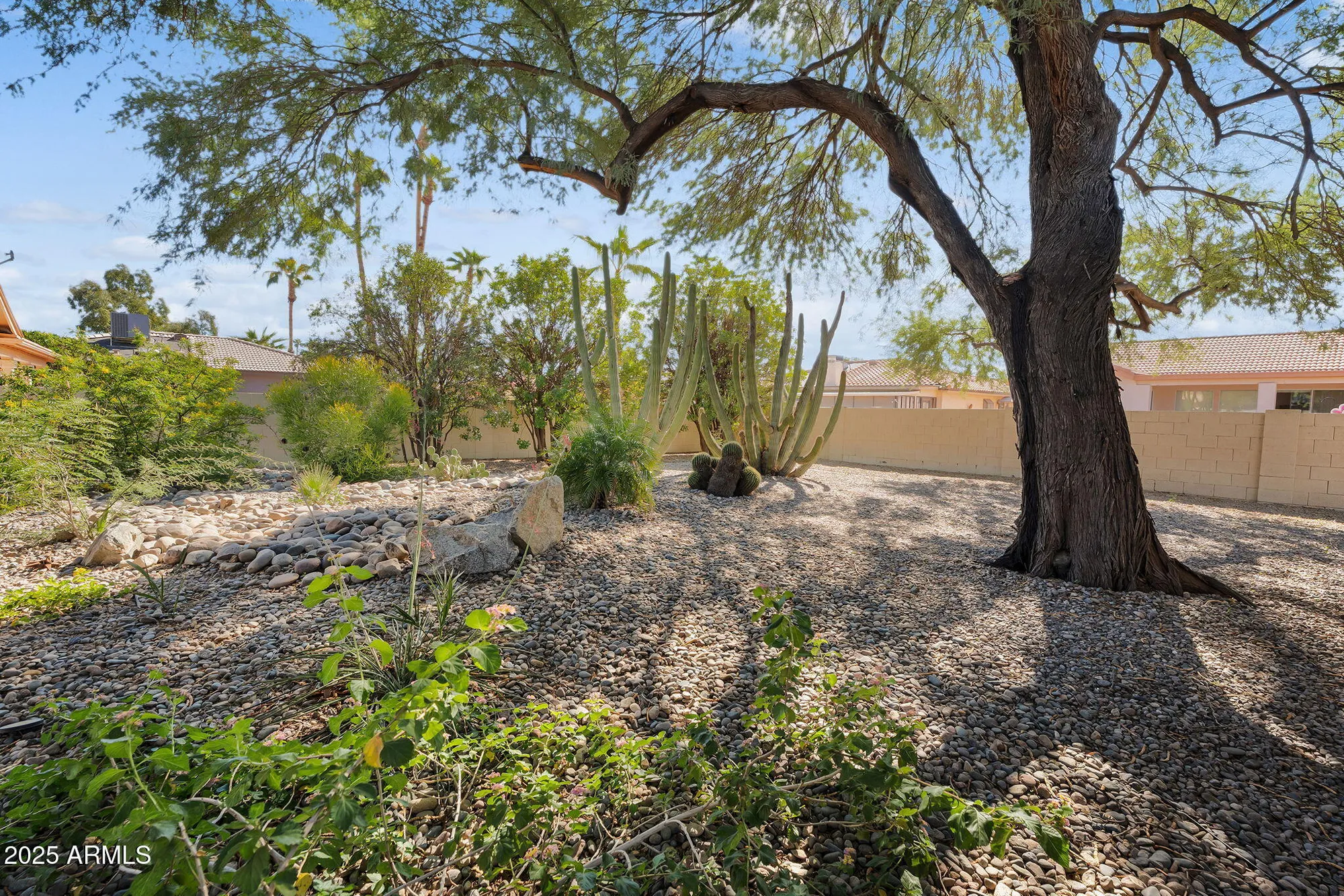 Property Slideshow image 22 of 26 | 9609 e eddystone ct, Sun Lakes, AZ, 85248