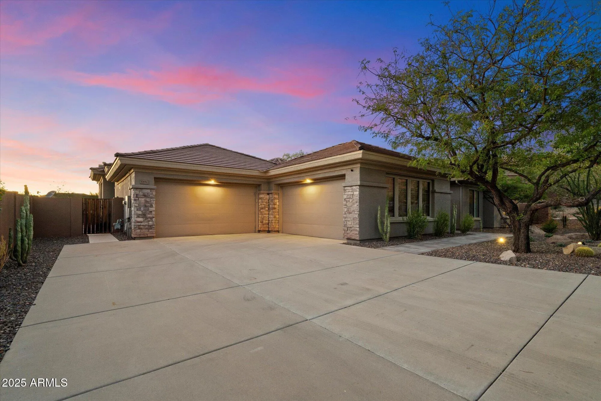 Property Slideshow image 41 of 52 | 41910 n congressional dr, Anthem, AZ, 85086