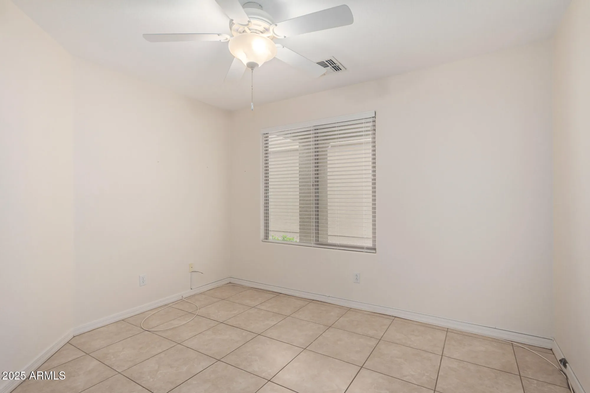 Property Slideshow image 21 of 30 | 3153 e peach tree dr, Chandler, AZ, 85249