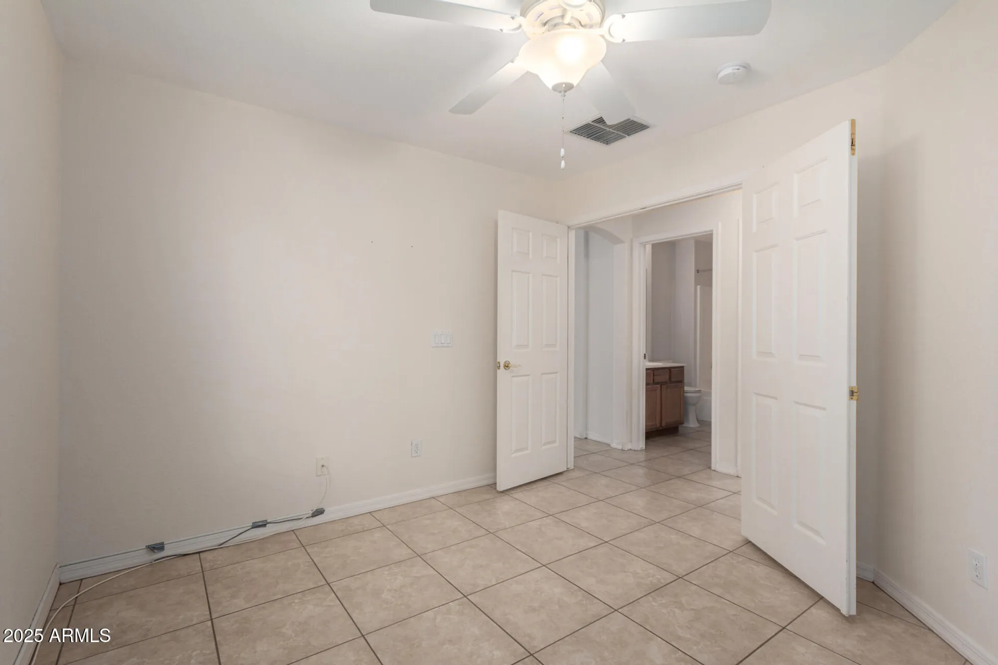 Property Slideshow image 22 of 30 | 3153 e peach tree dr, Chandler, AZ, 85249