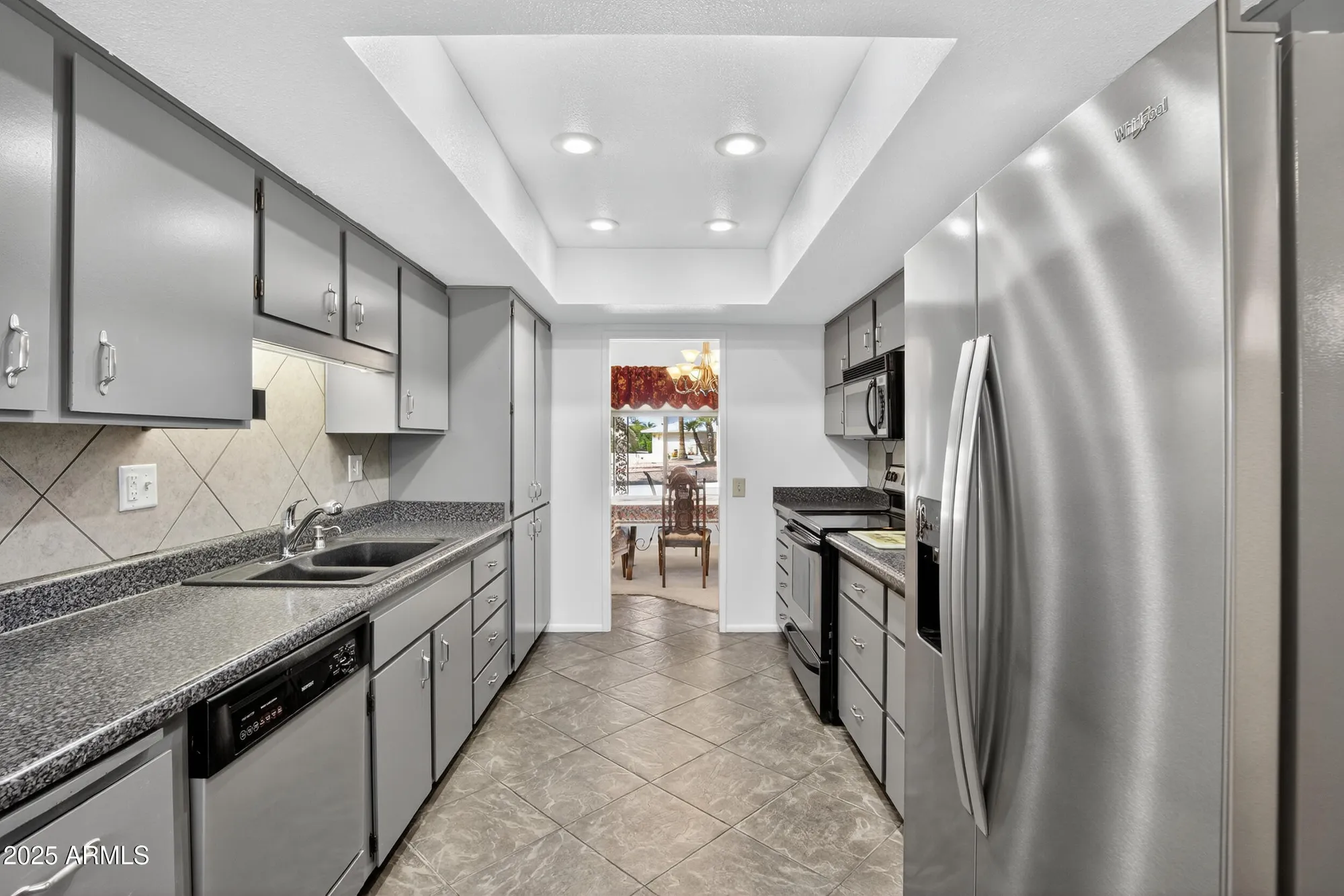 Property Slideshow image 4 of 48 | 9526 w oakstone dr, Sun City, AZ, 85351