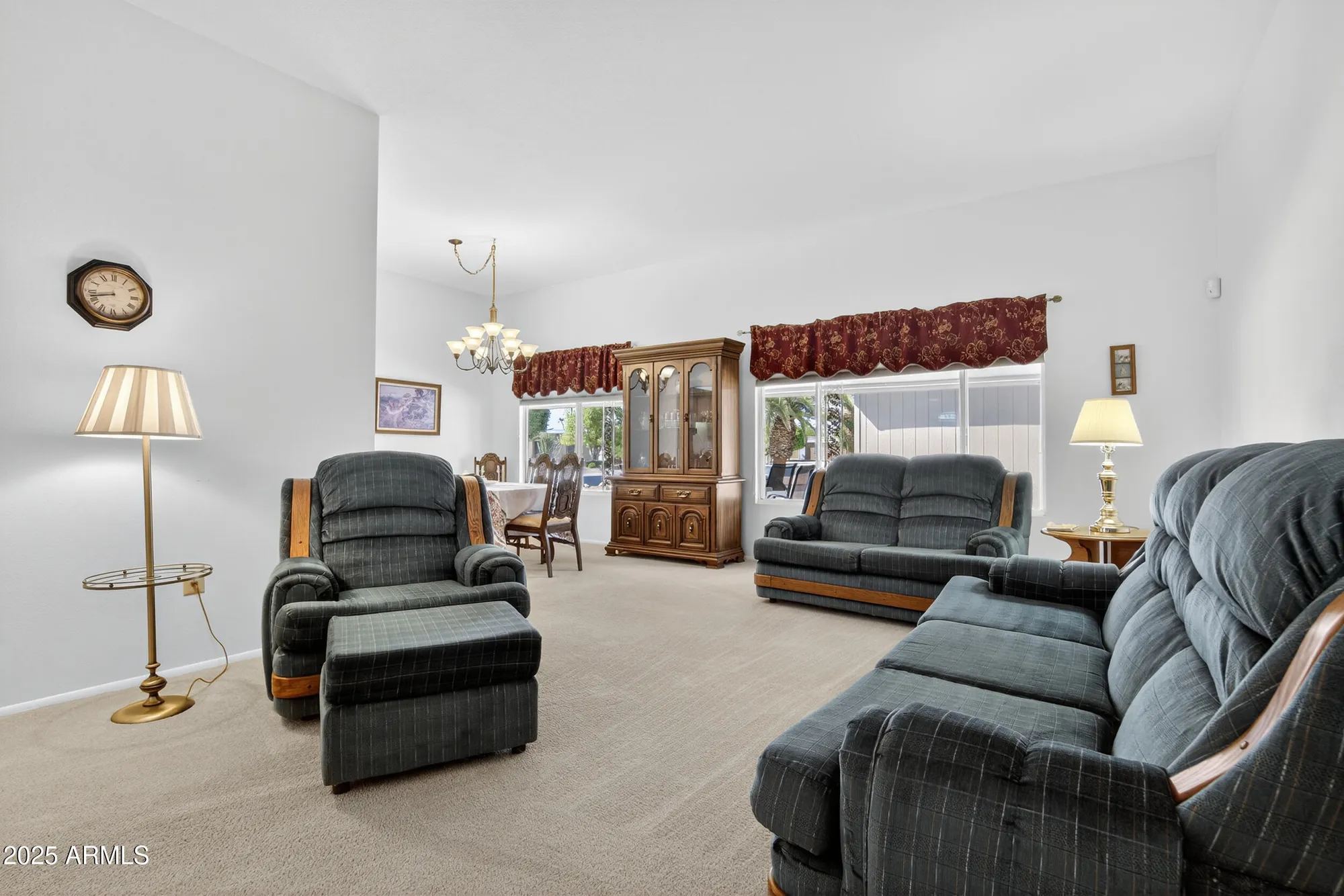 Property Slideshow image 11 of 48 | 9526 w oakstone dr, Sun City, AZ, 85351