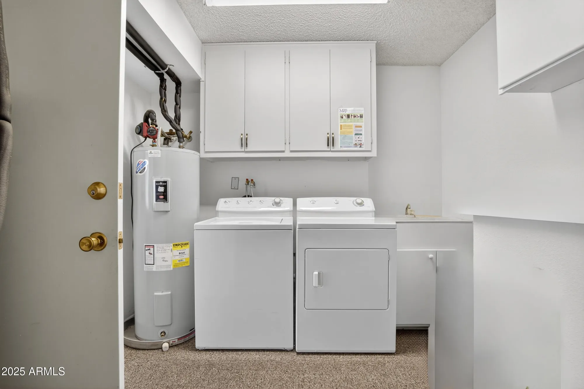 Property Slideshow image 32 of 48 | 9526 w oakstone dr, Sun City, AZ, 85351