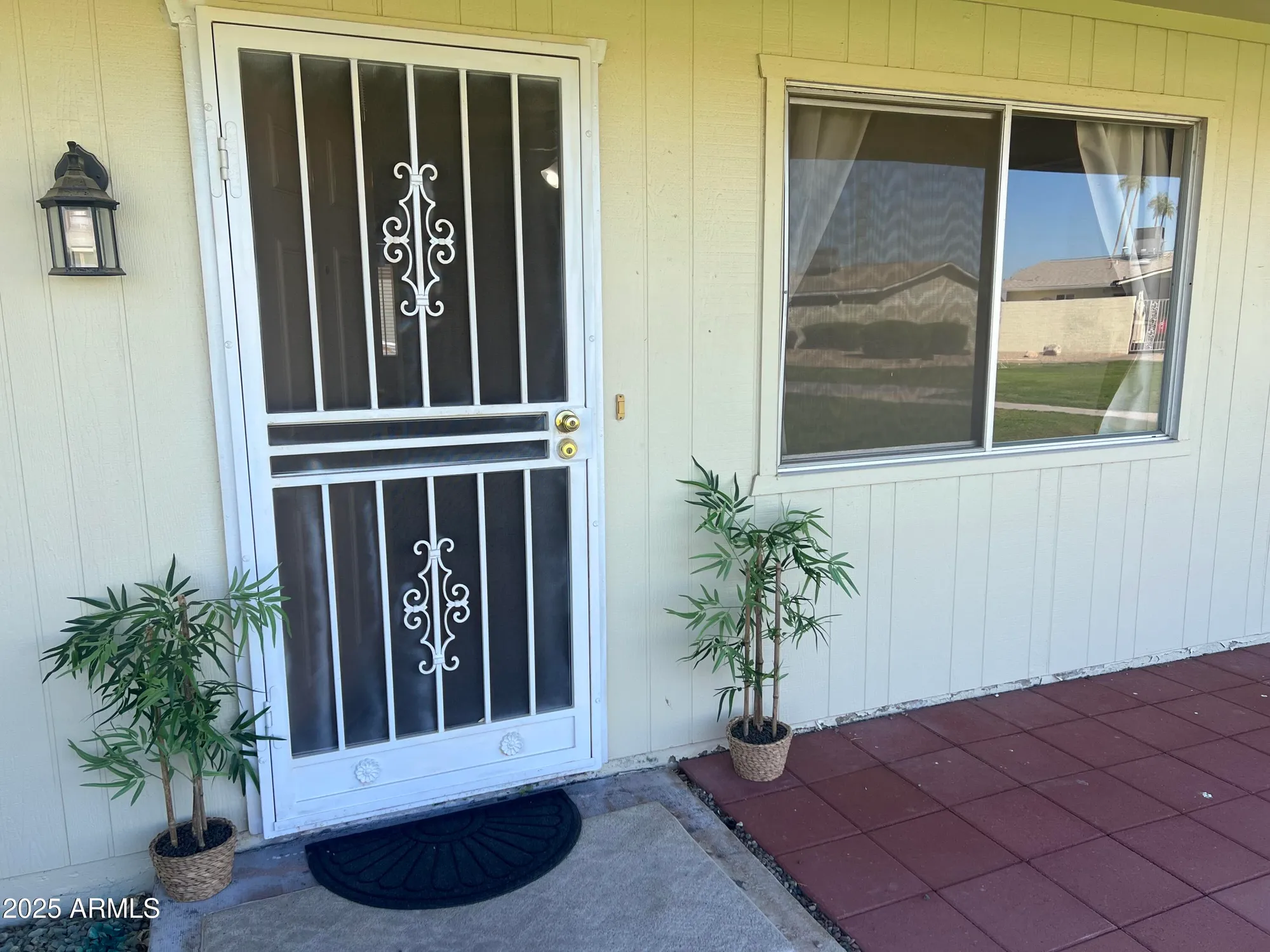 Property Slideshow image 1 of 32 | 13632 n silverbell dr, Sun City, AZ, 85351