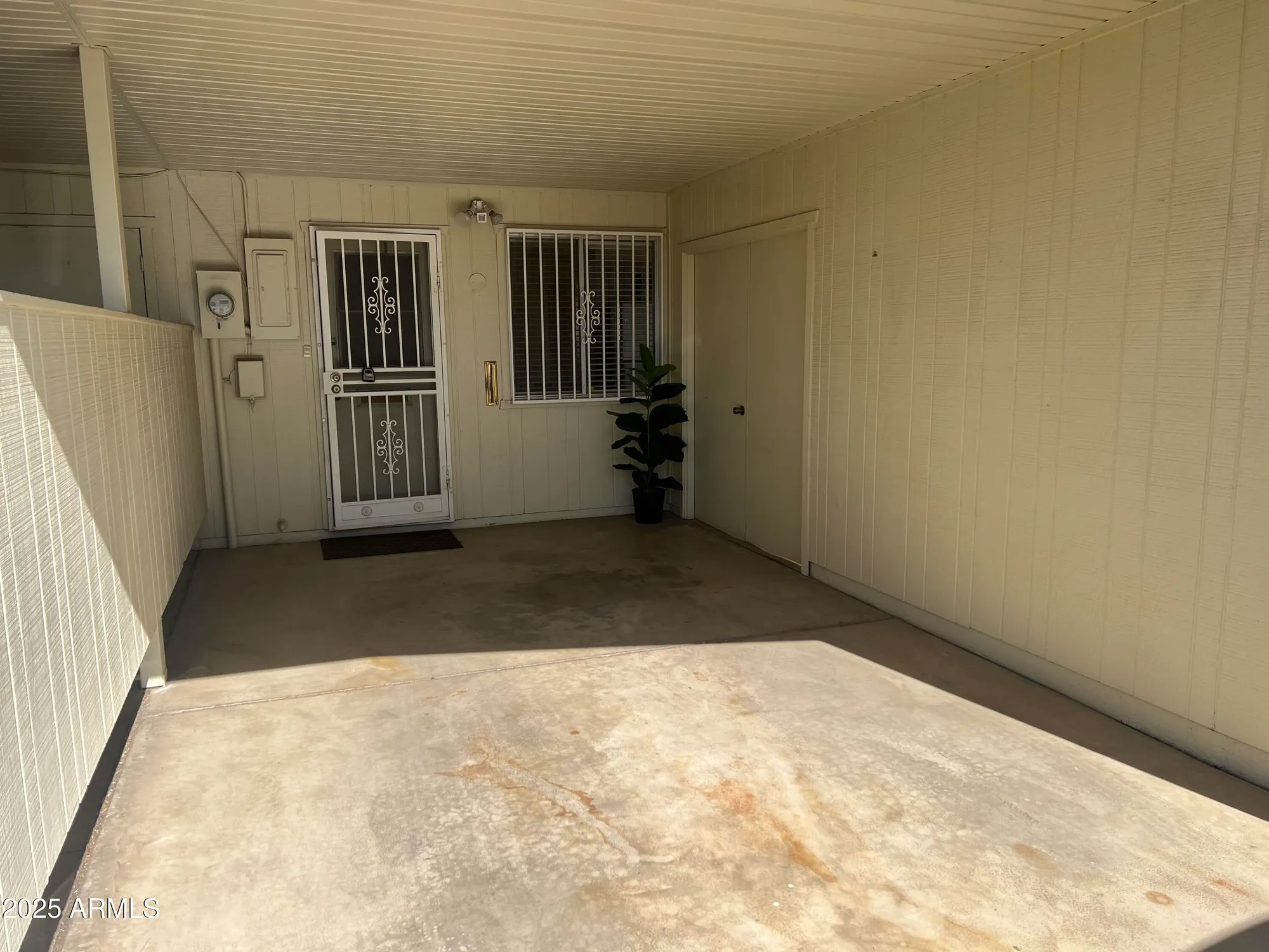 Property Slideshow image 24 of 32 | 13632 n silverbell dr, Sun City, AZ, 85351