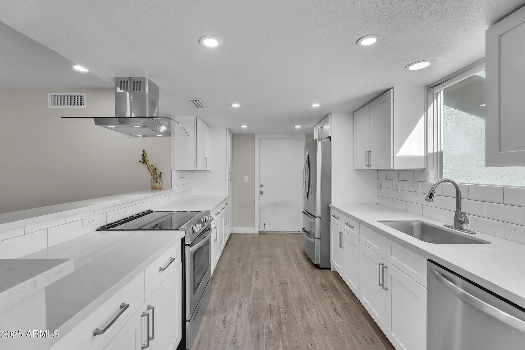 Property Slideshow image 9 of 26 | 9609 e eddystone ct, Sun Lakes, AZ, 85248