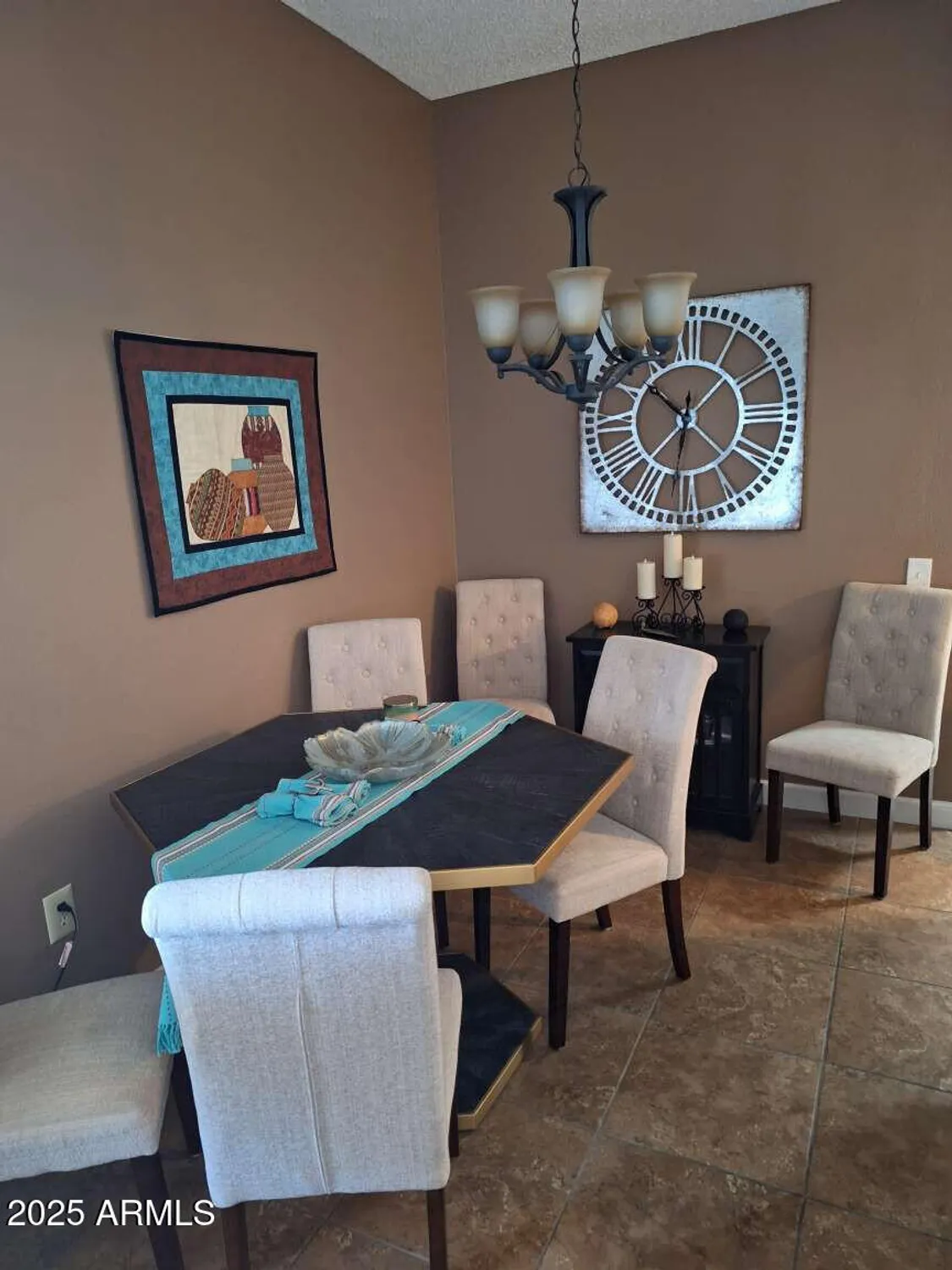 Property Slideshow image 9 of 15 | 10533 w ocotillo dr, Sun City, AZ, 85373