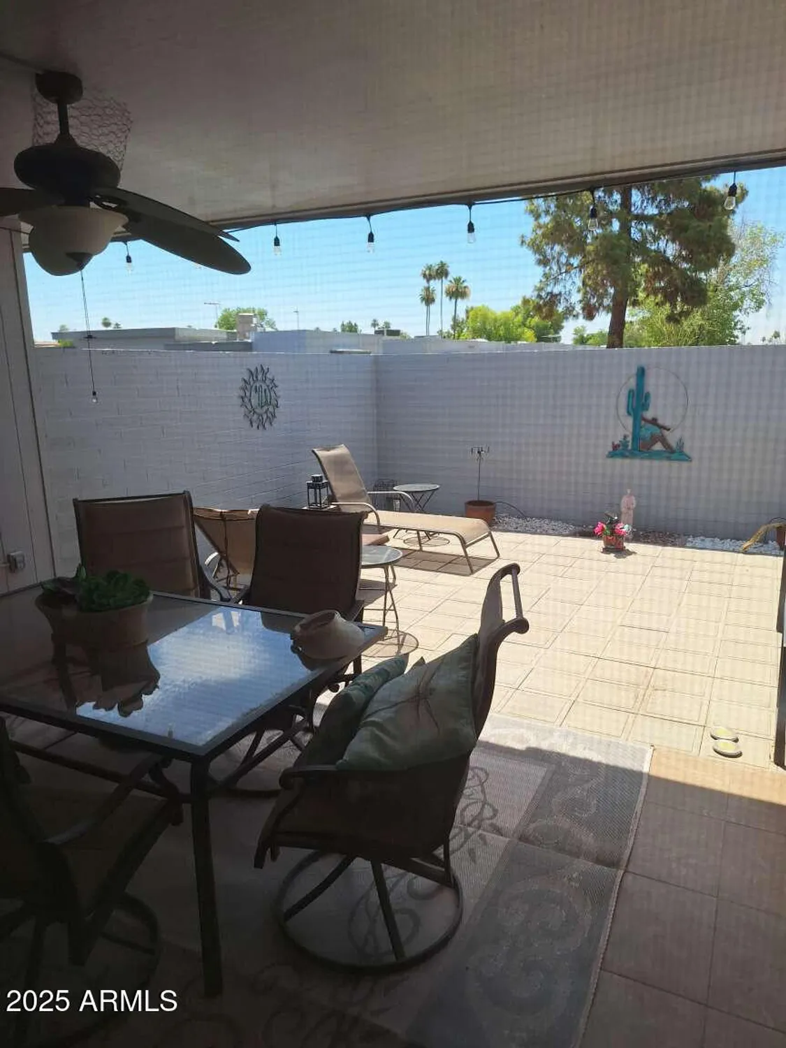 Property Slideshow image 12 of 15 | 10533 w ocotillo dr, Sun City, AZ, 85373