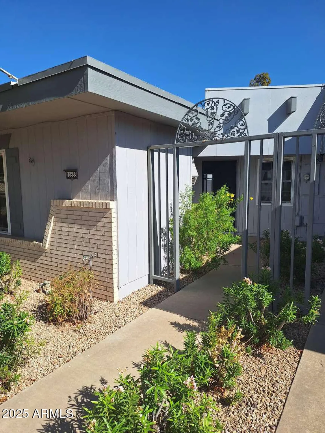 Property Slideshow image 13 of 15 | 10533 w ocotillo dr, Sun City, AZ, 85373