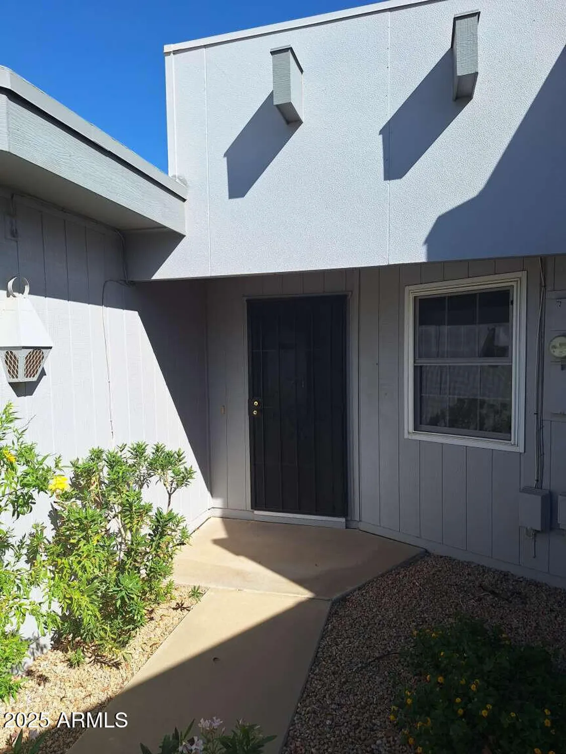 Property Slideshow image 14 of 15 | 10533 w ocotillo dr, Sun City, AZ, 85373