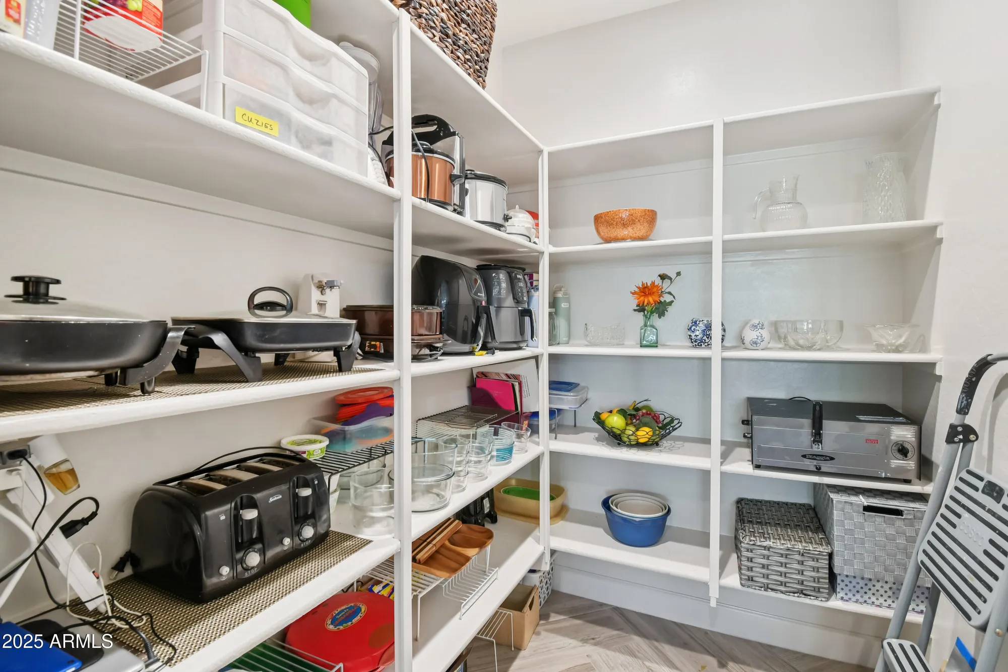 Property Slideshow image 11 of 53 | 16830 w catalina dr, Goodyear, AZ, 85395