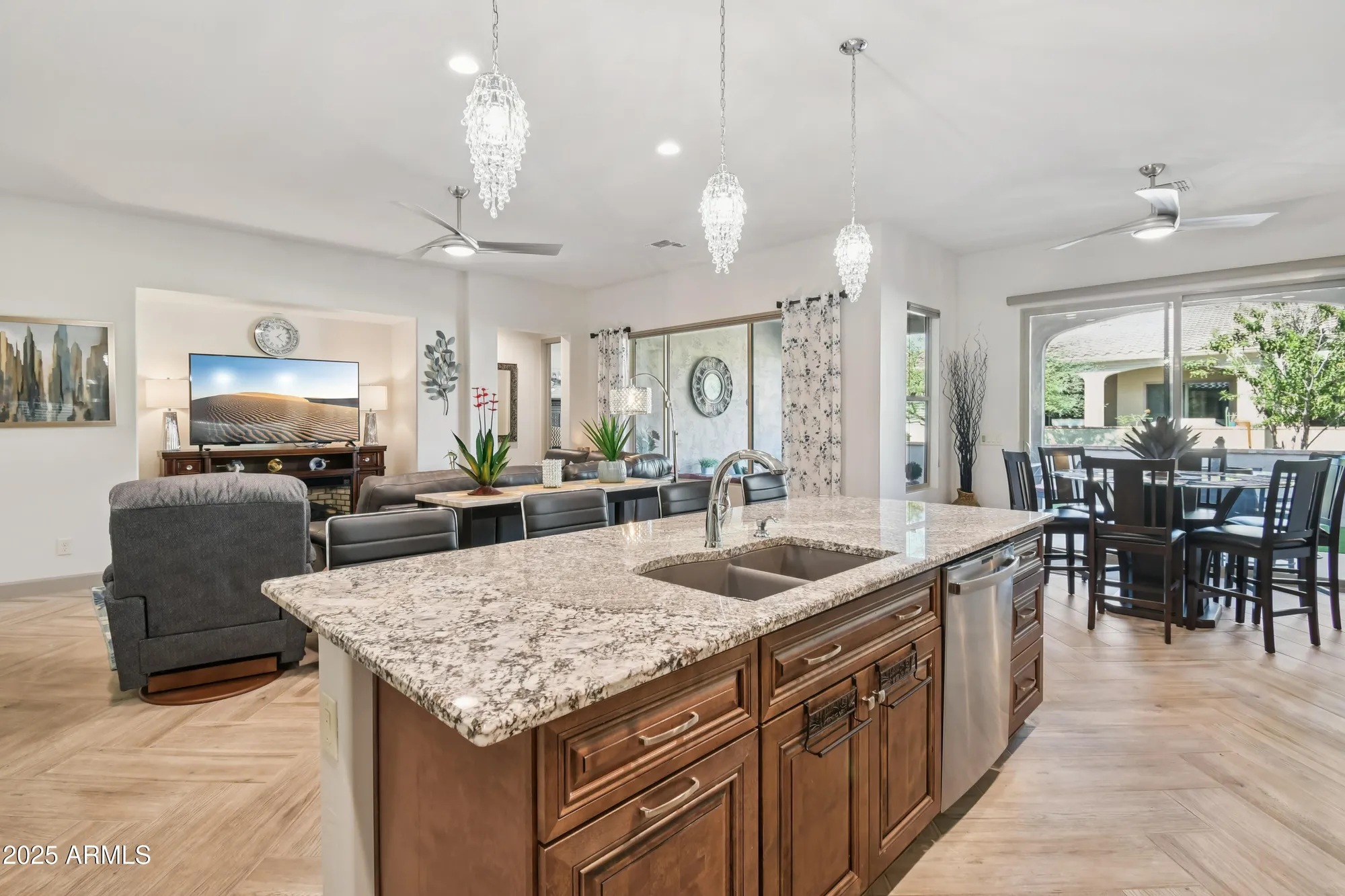 Property Slideshow image 7 of 53 | 16830 w catalina dr, Goodyear, AZ, 85395