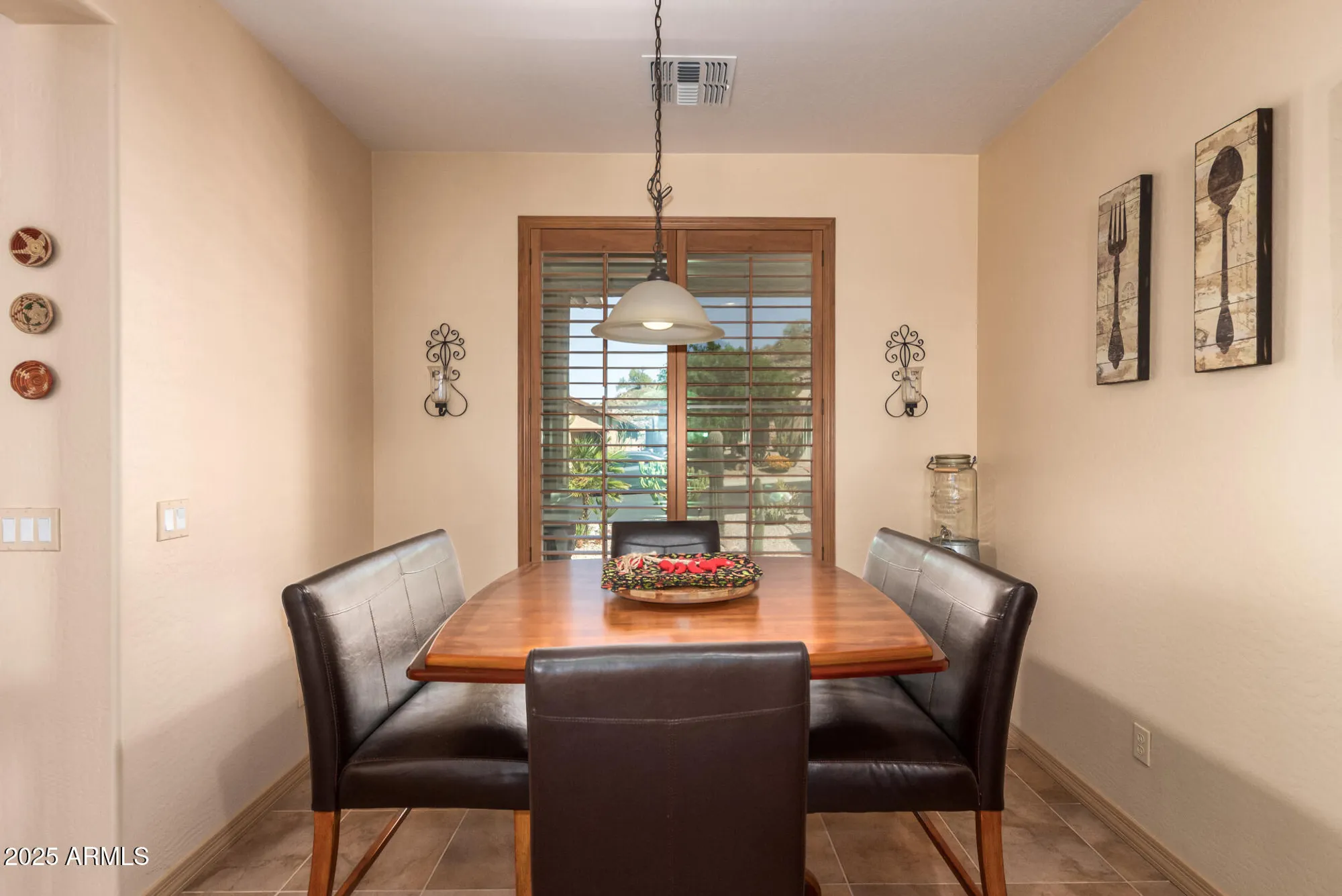 Property Slideshow image 8 of 27 | 32004 n skyline dr, San Tan Valley, AZ, 85143