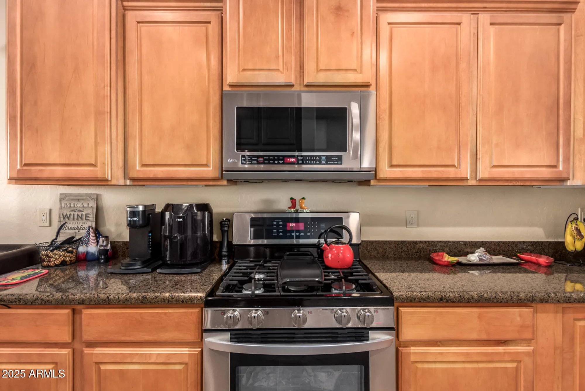 Property Slideshow image 11 of 27 | 32004 n skyline dr, San Tan Valley, AZ, 85143