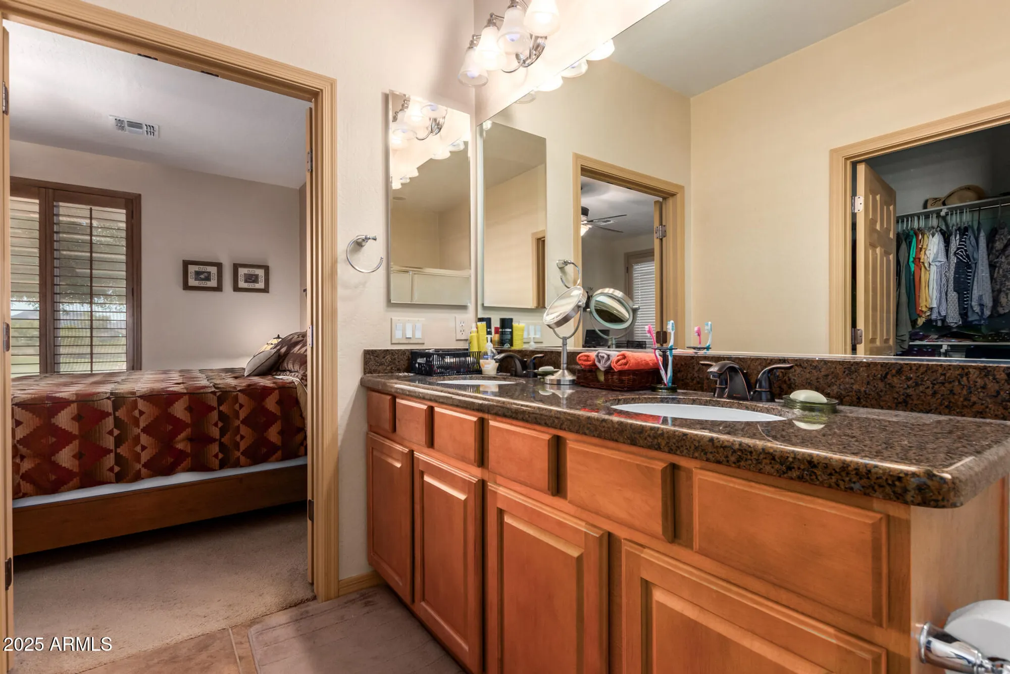 Property Slideshow image 19 of 27 | 32004 n skyline dr, San Tan Valley, AZ, 85143