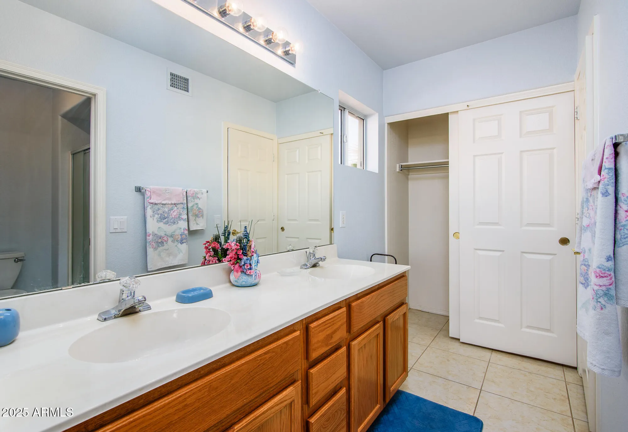 Property Slideshow image 16 of 118 | 6500 s championship dr, Chandler, AZ, 85249