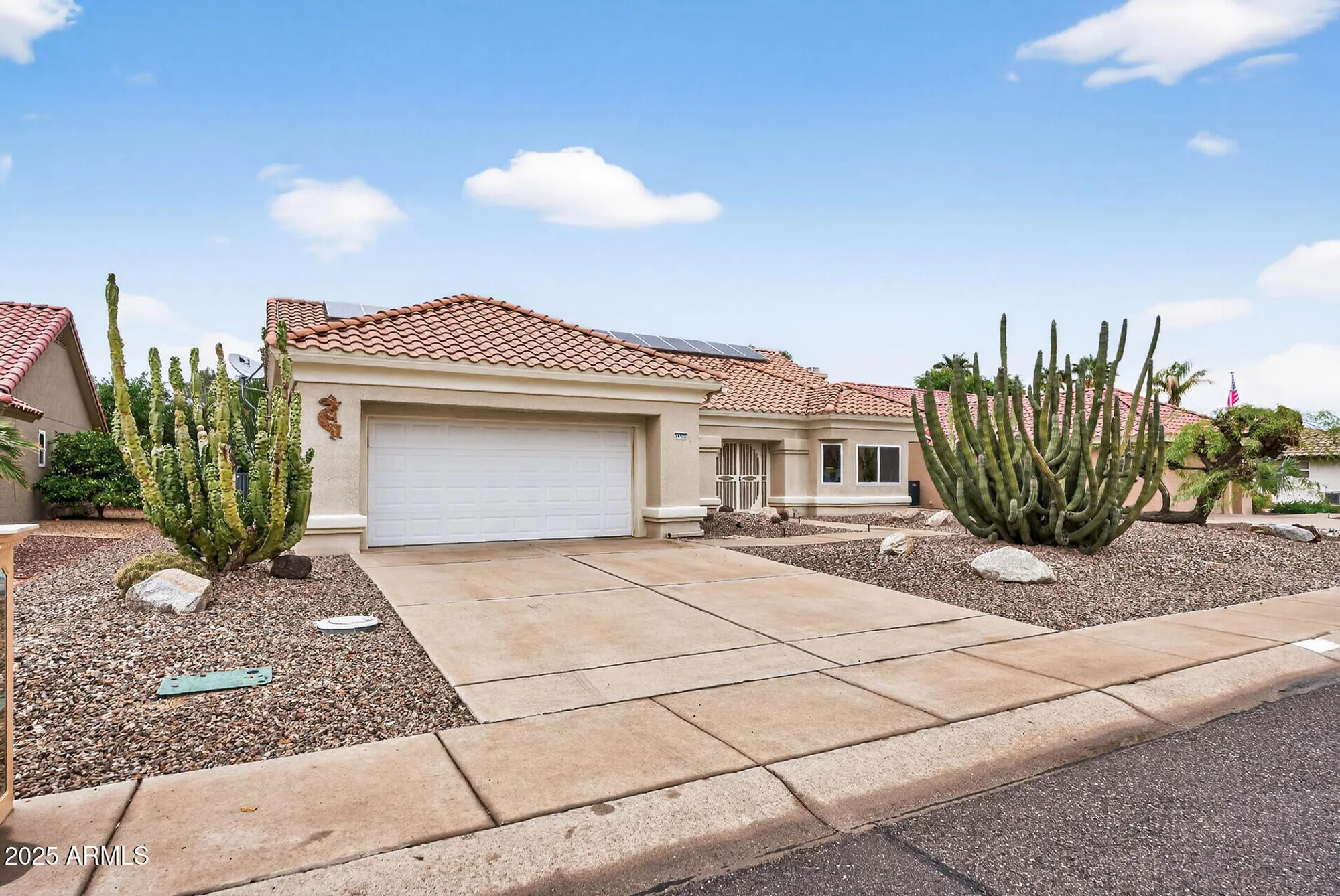 Property Slideshow image 5 of 53 | 14522 w trading post dr, Sun City West, AZ, 85375