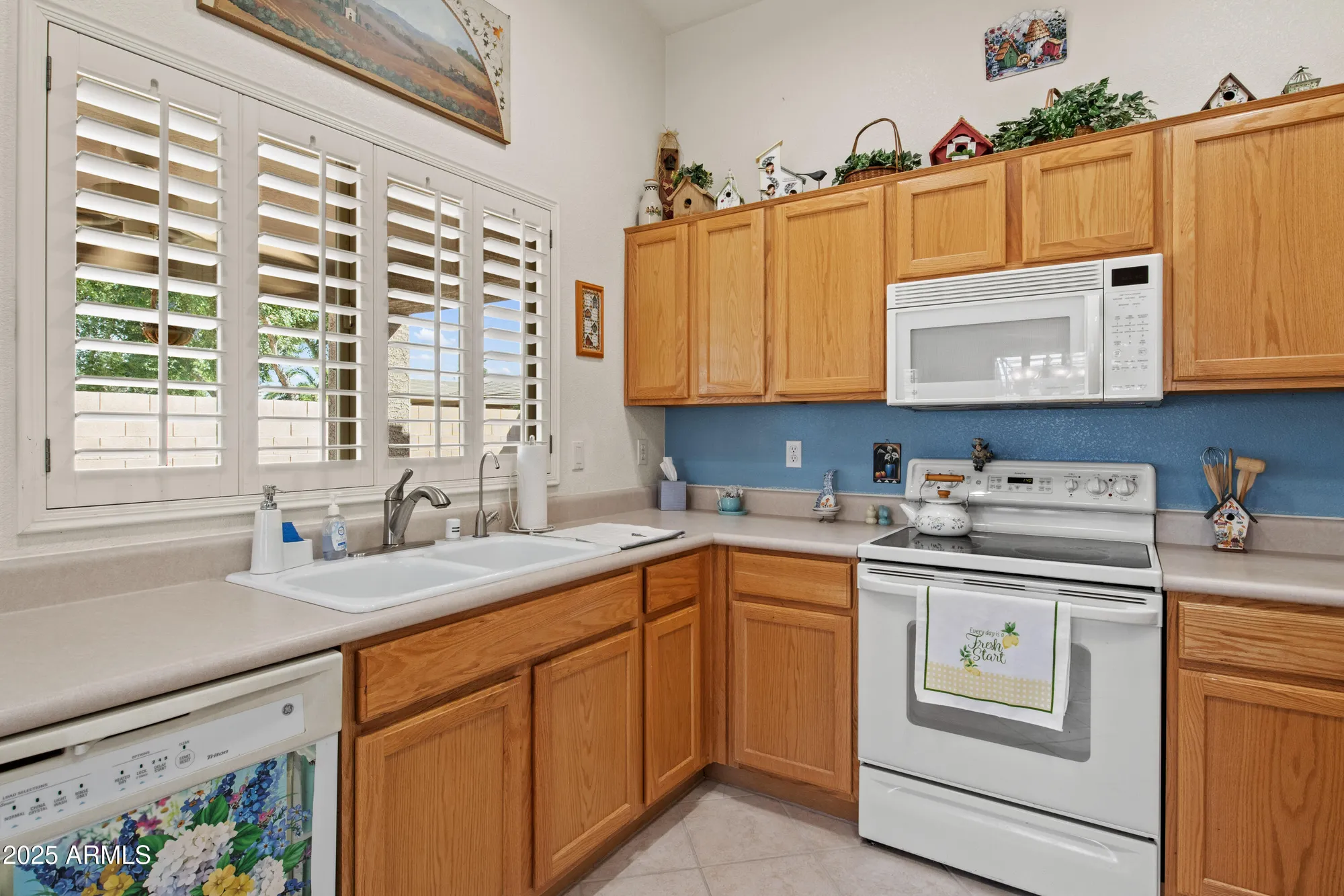 Property Slideshow image 10 of 25 | 6347 s pinaleno pl, Chandler, AZ, 85249