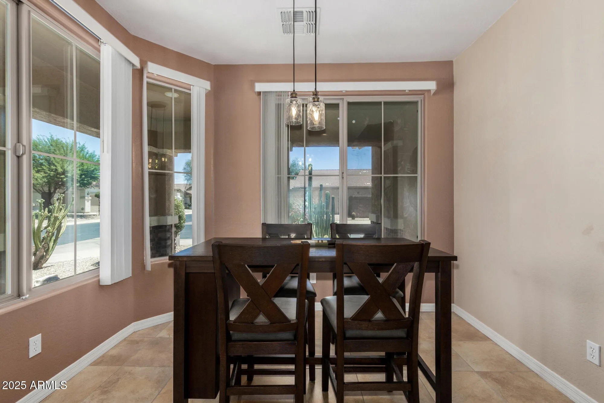 Property Slideshow image 10 of 44 | 32270 n echo canyon rd, San Tan Valley, AZ, 85143