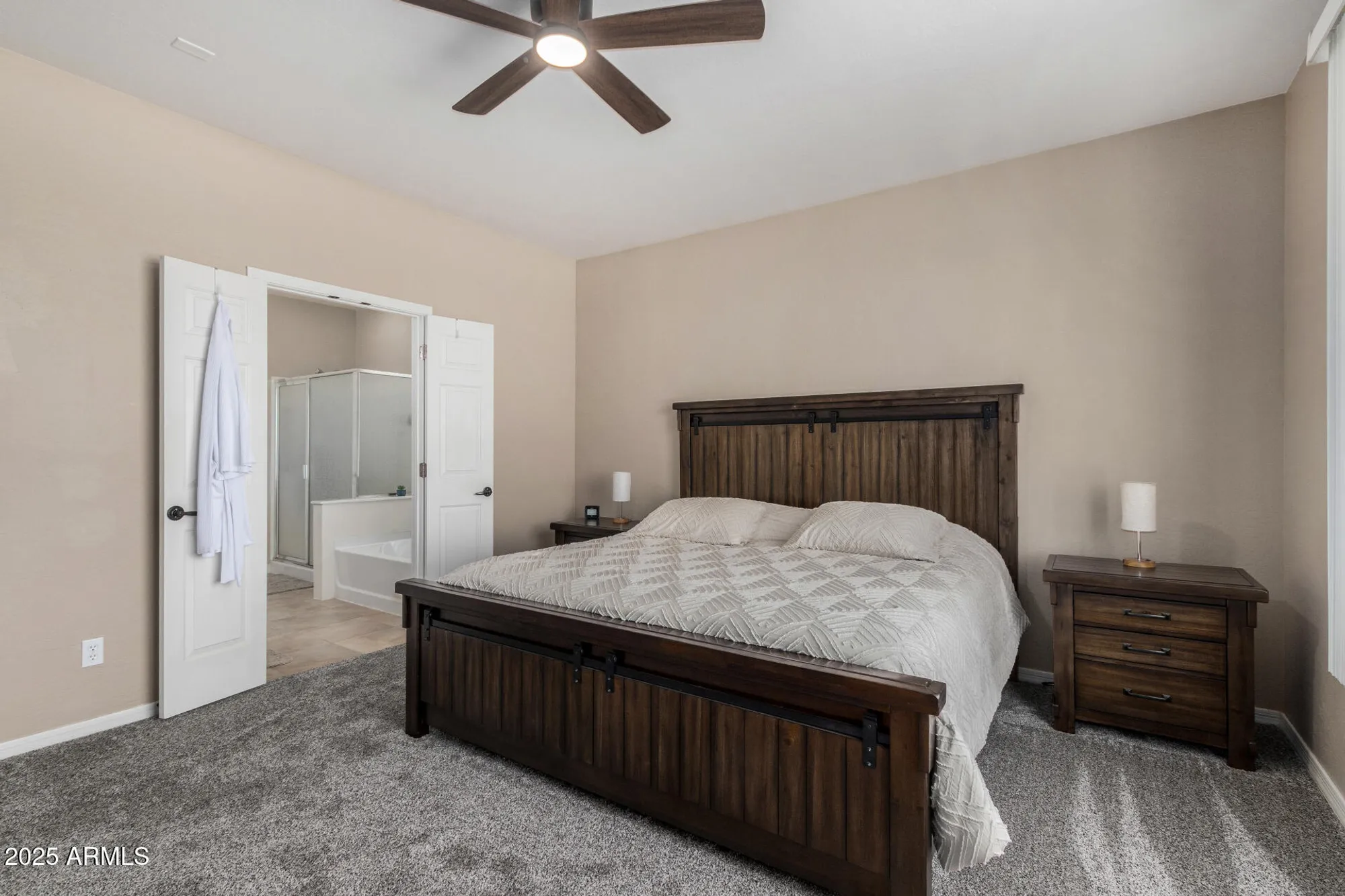 Property Slideshow image 14 of 44 | 32270 n echo canyon rd, San Tan Valley, AZ, 85143