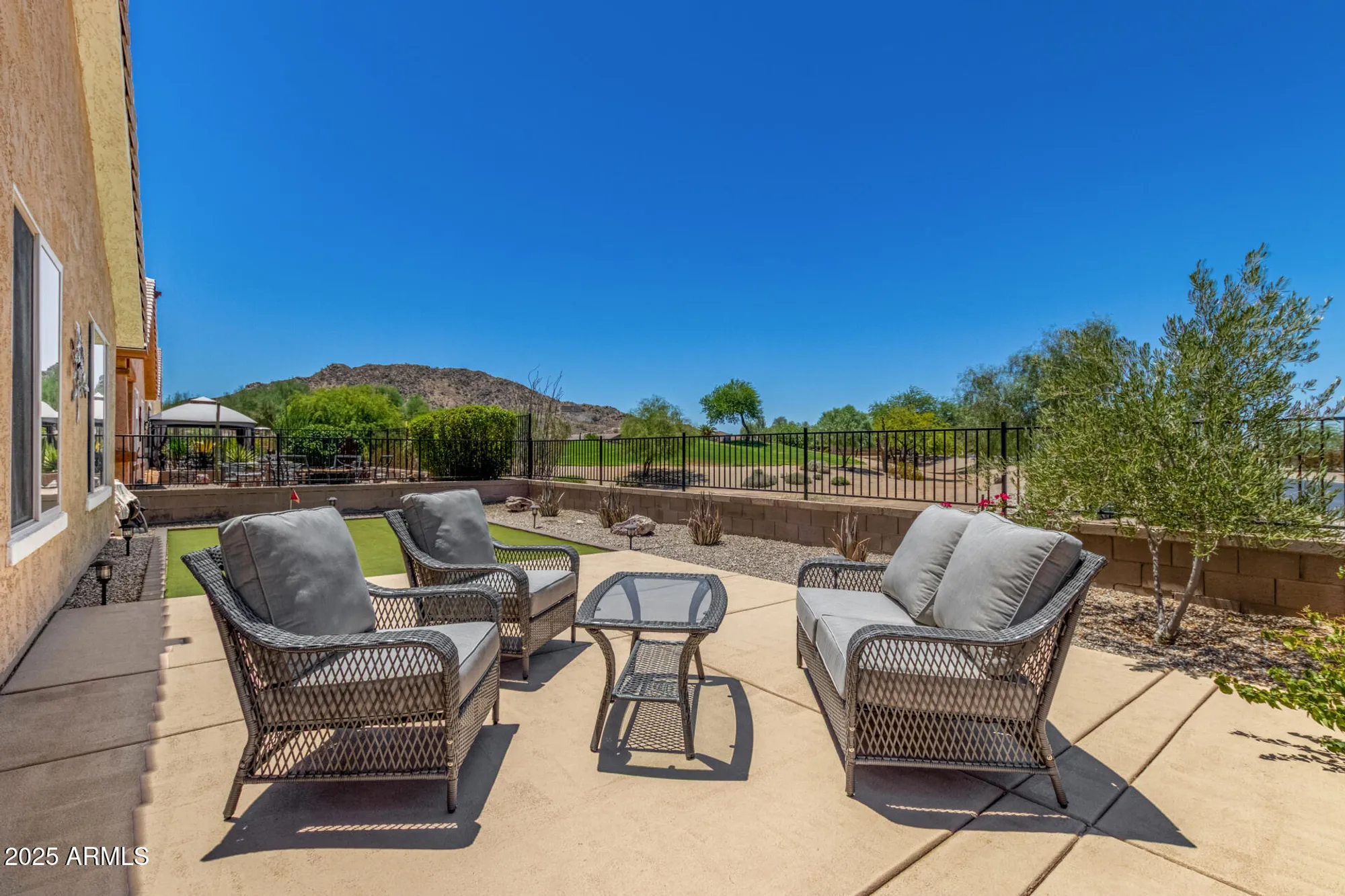 Property Slideshow image 25 of 44 | 32270 n echo canyon rd, San Tan Valley, AZ, 85143