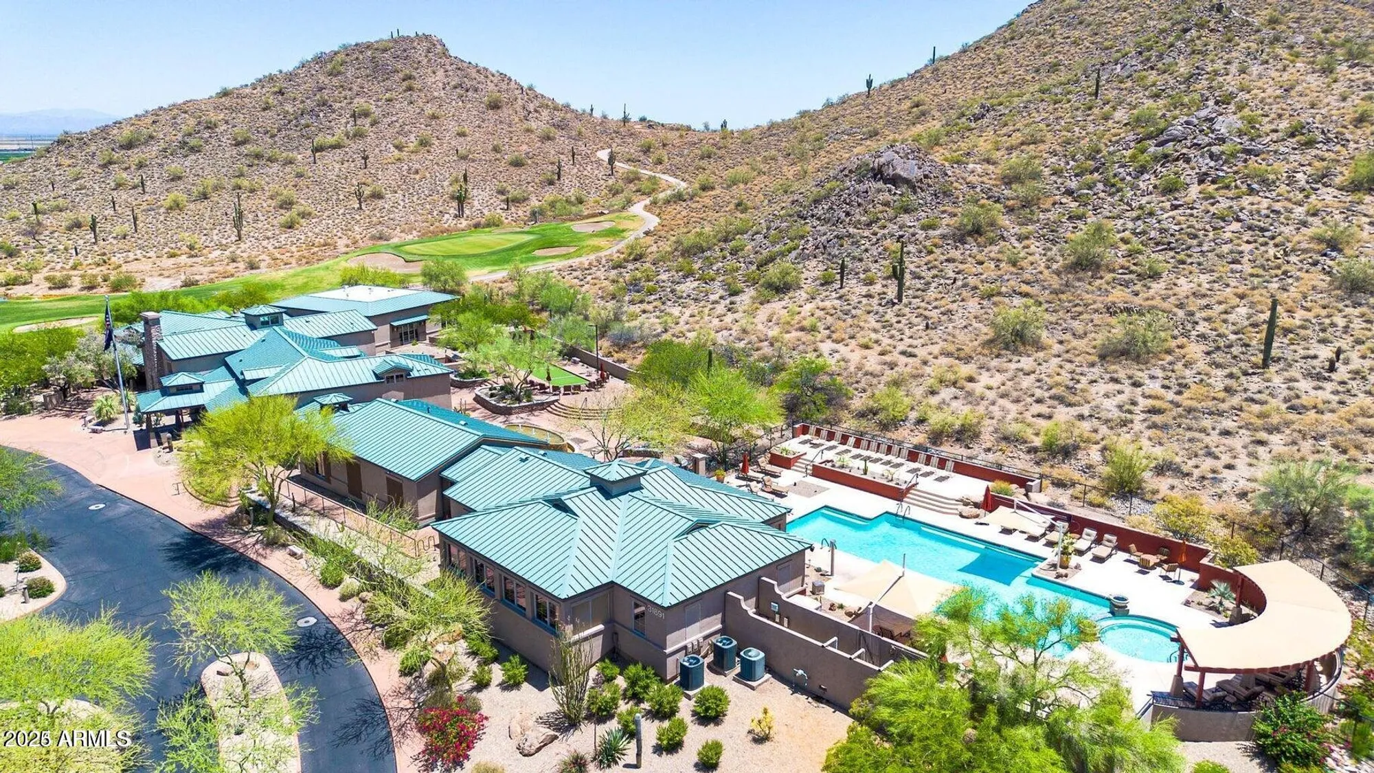 Property Slideshow image 36 of 44 | 32270 n echo canyon rd, San Tan Valley, AZ, 85143