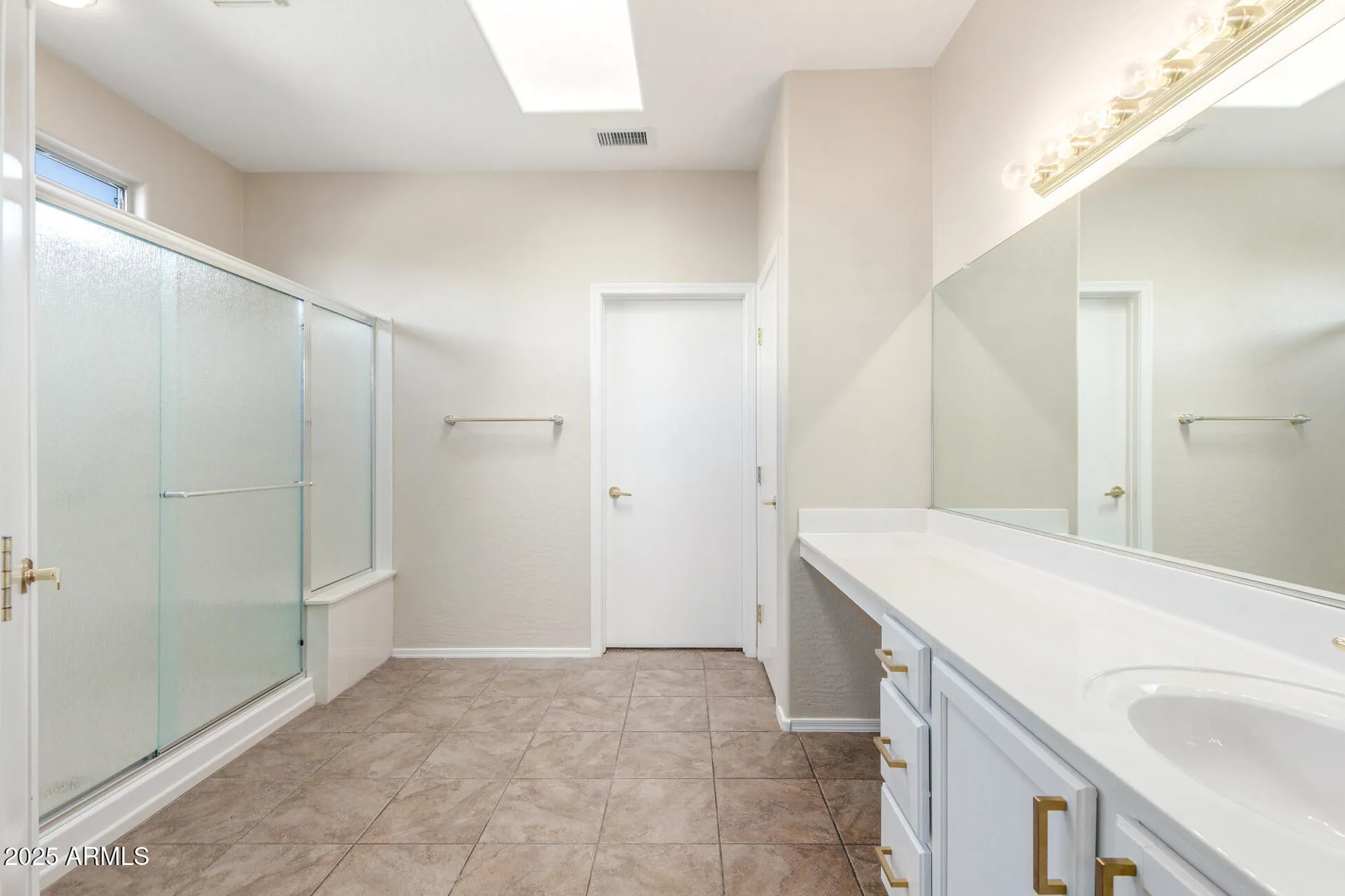 Property Slideshow image 21 of 40 | 16639 w bajada trl, Surprise, AZ, 85387