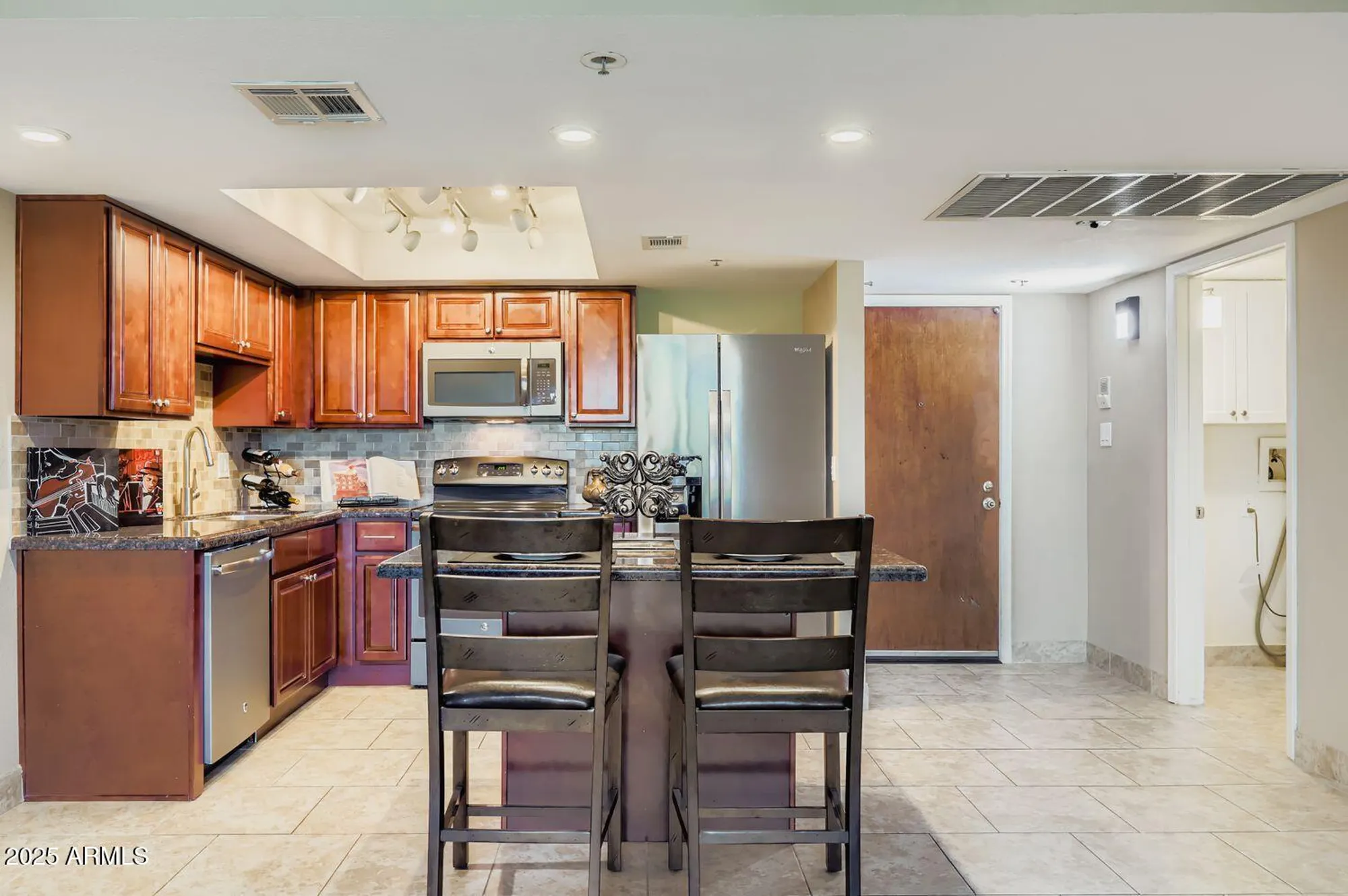 Property Slideshow image 5 of 31 | 7970 e camelback rd unit 604, Scottsdale, AZ, 85251