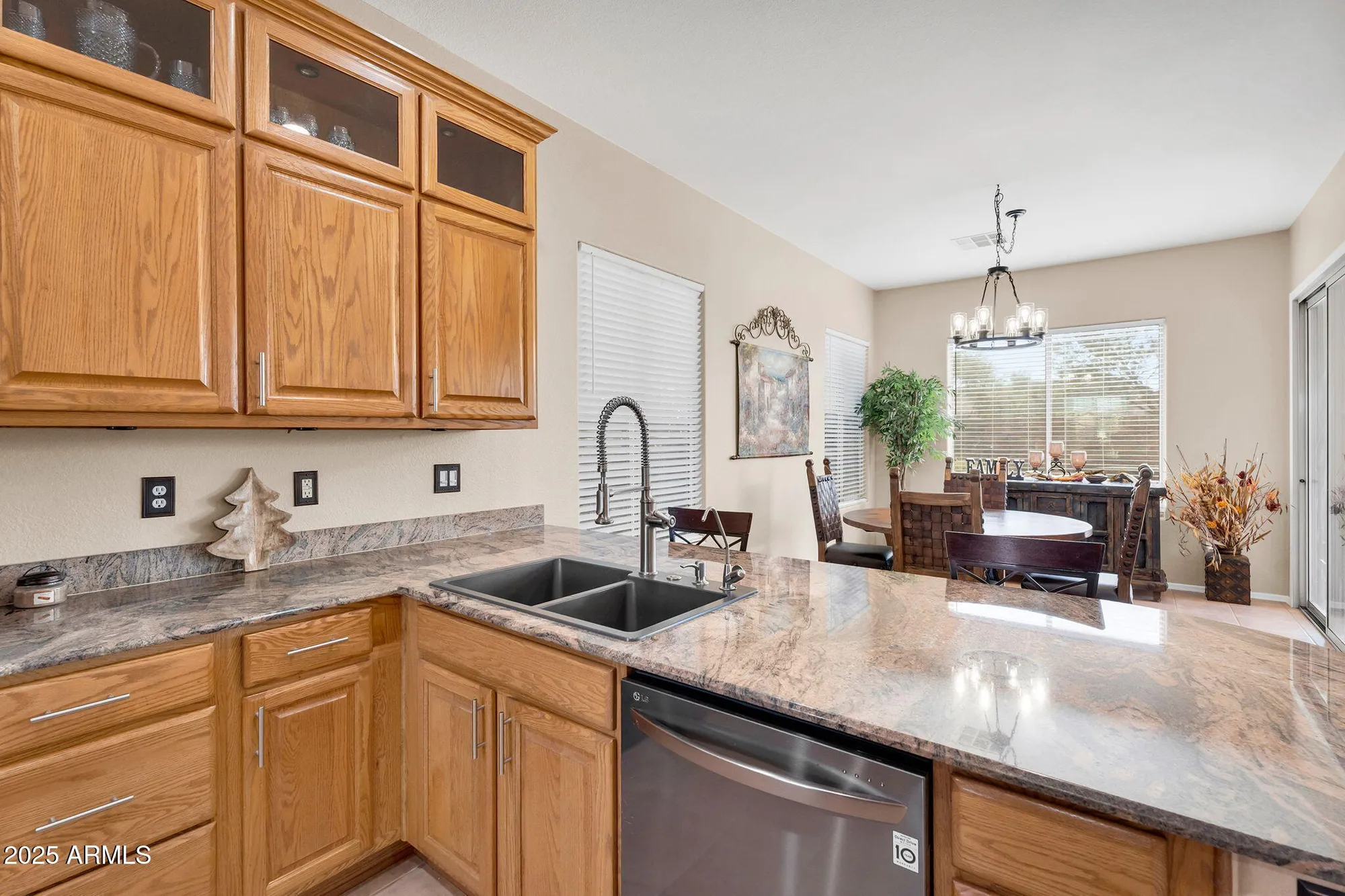 Property Slideshow image 13 of 64 | 5332 s citrus ct, Gilbert, AZ, 85298