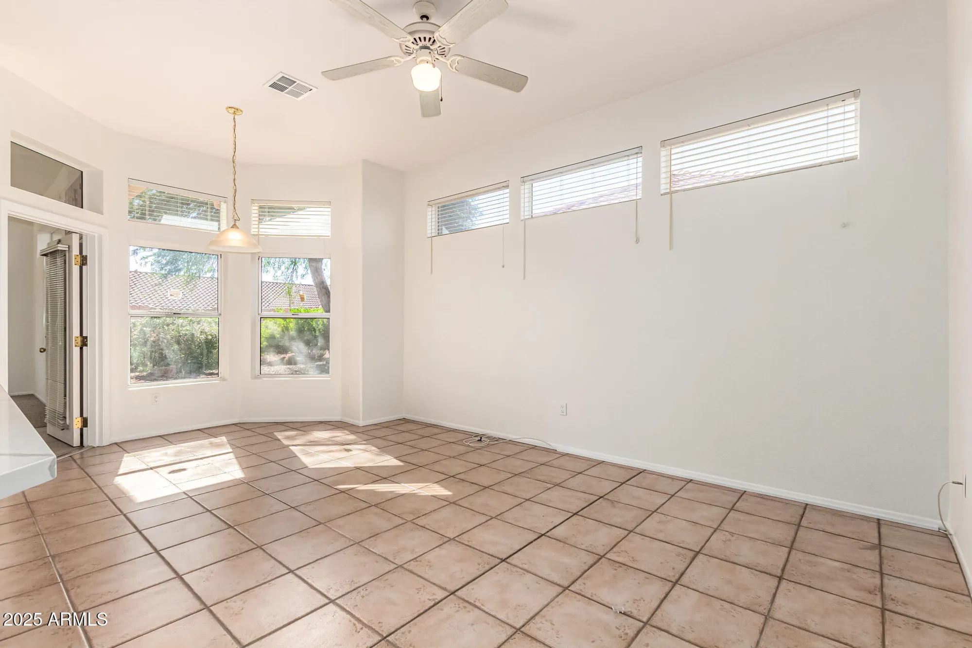 Property Slideshow image 12 of 47 | 15427 w heritage dr, Sun City West, AZ, 85375