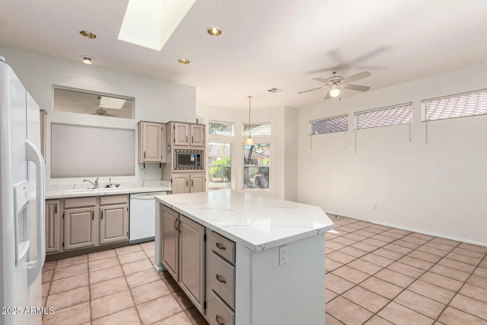 Property Slideshow image 26 of 47 | 15427 w heritage dr, Sun City West, AZ, 85375