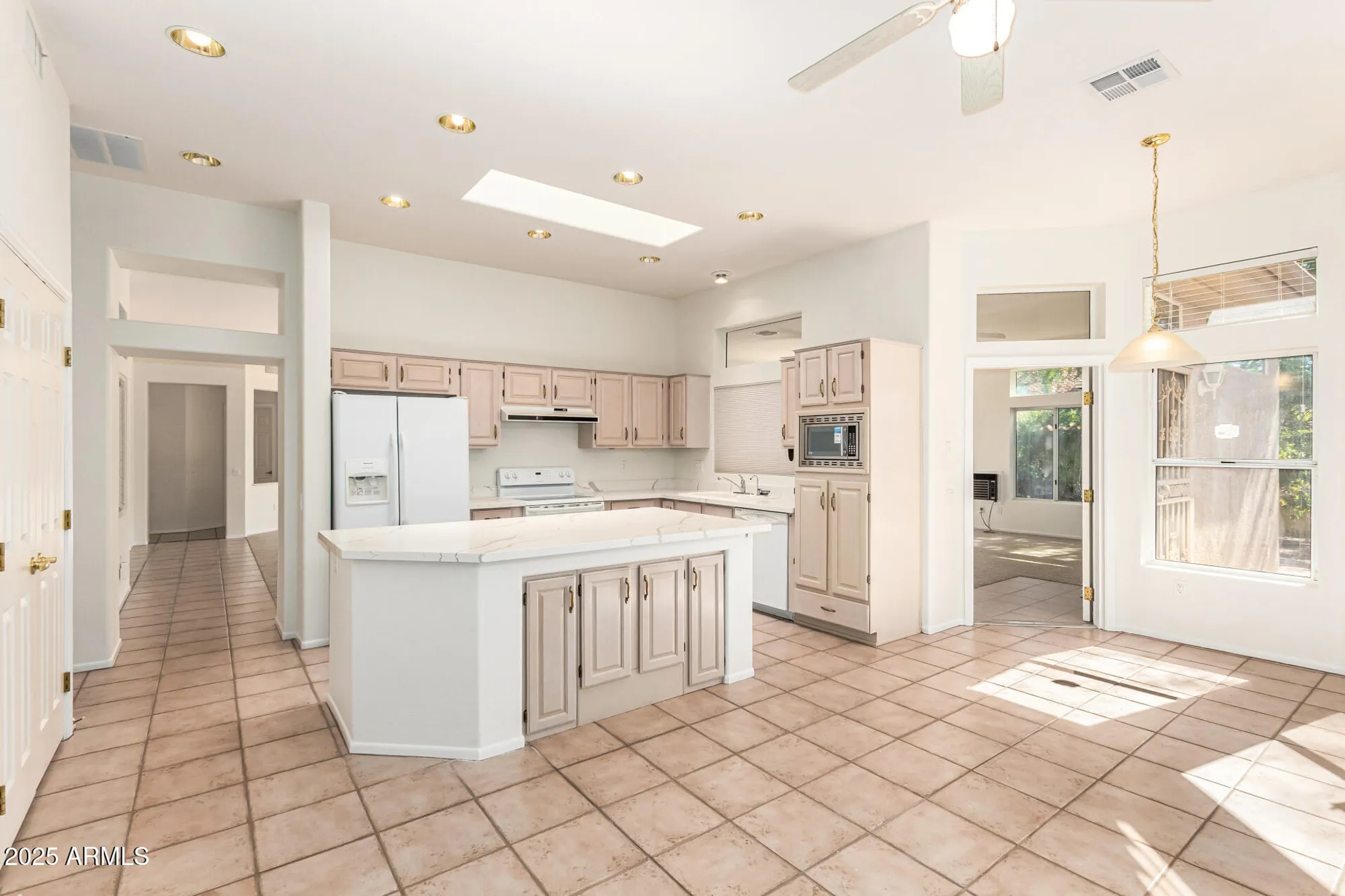 Property Slideshow image 22 of 47 | 15427 w heritage dr, Sun City West, AZ, 85375