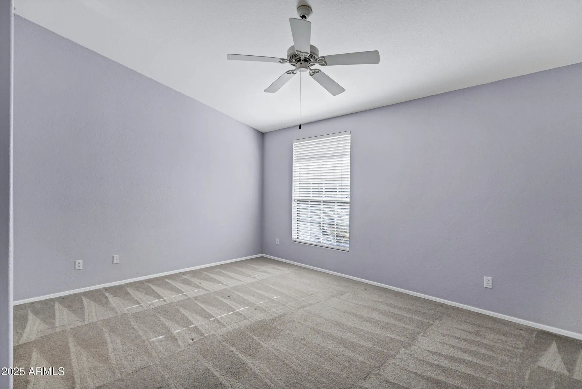 Property Slideshow image 16 of 35 | 3318 n 157th ave, Goodyear, AZ, 85395