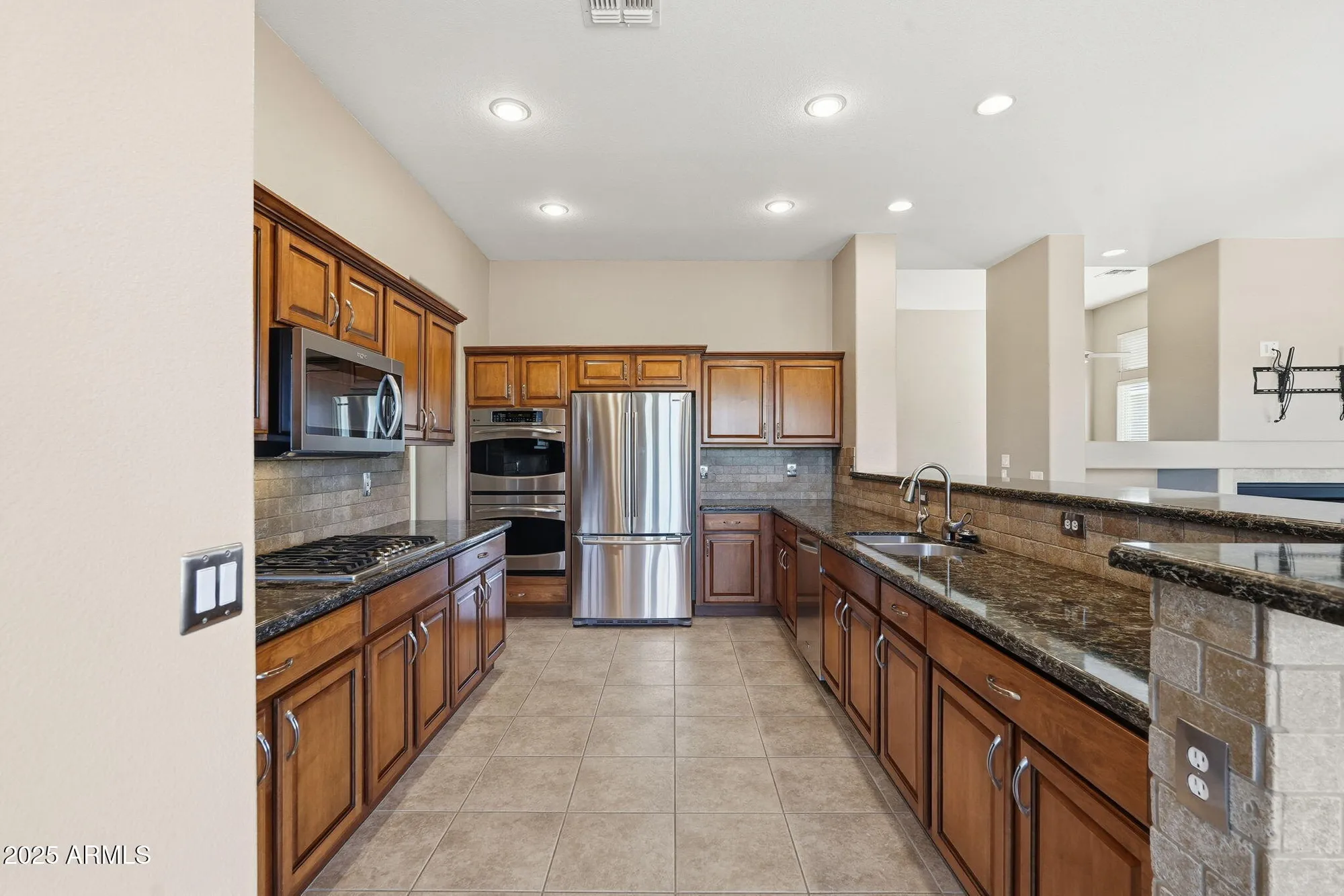 Property Slideshow image 22 of 64 | 3770 e colonial dr, Chandler, AZ, 85249