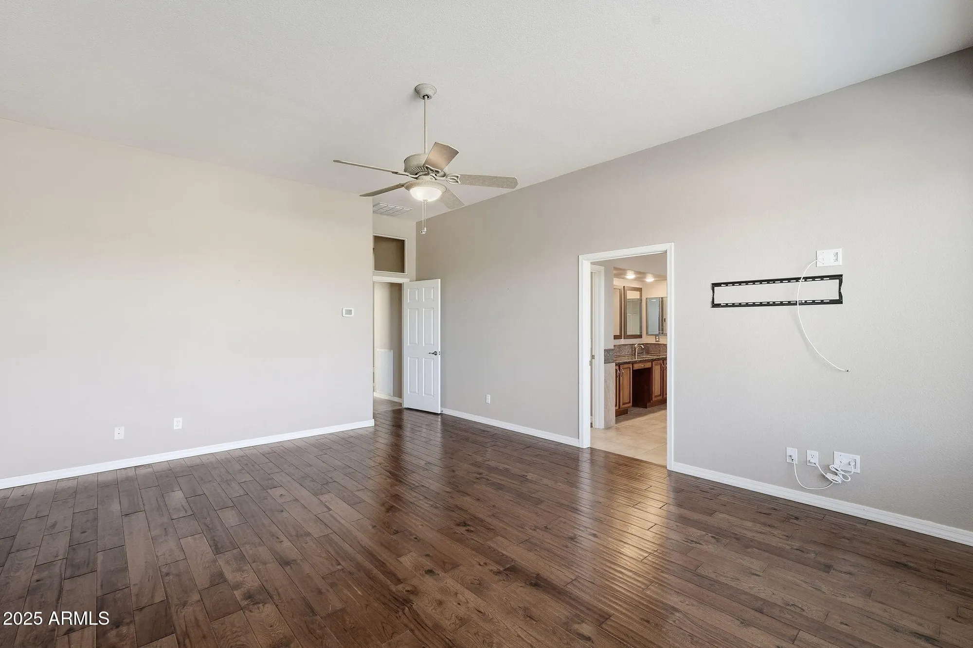 Property Slideshow image 33 of 64 | 3770 e colonial dr, Chandler, AZ, 85249