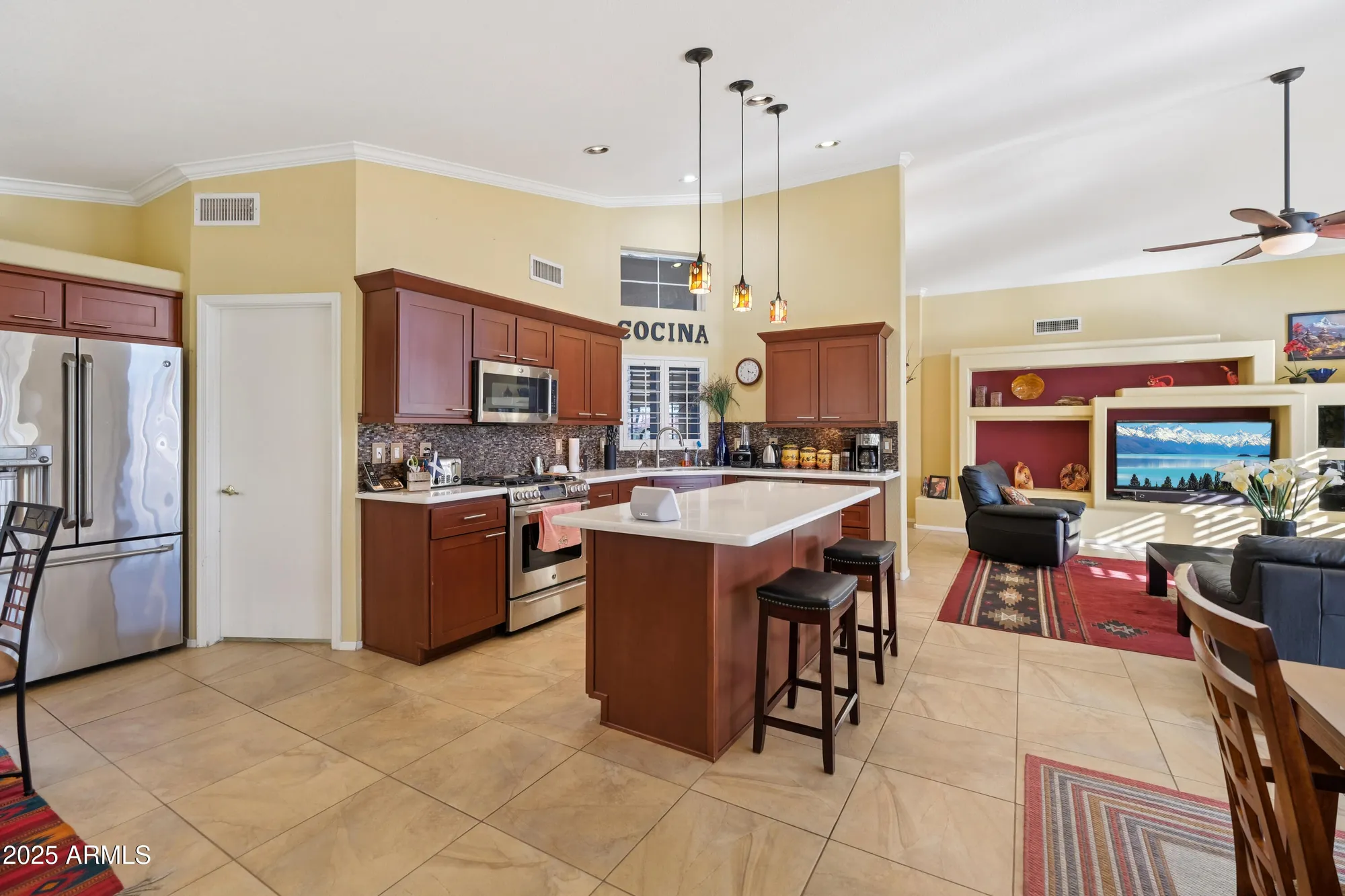 Property Slideshow image 13 of 52 | 15123 w robson cir, Goodyear, AZ, 85395