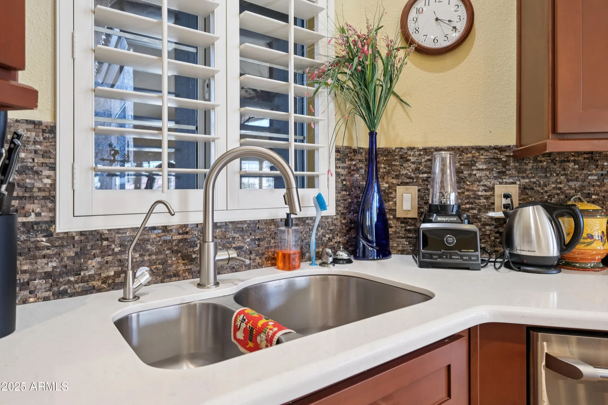 Property Slideshow image 16 of 52 | 15123 w robson cir, Goodyear, AZ, 85395