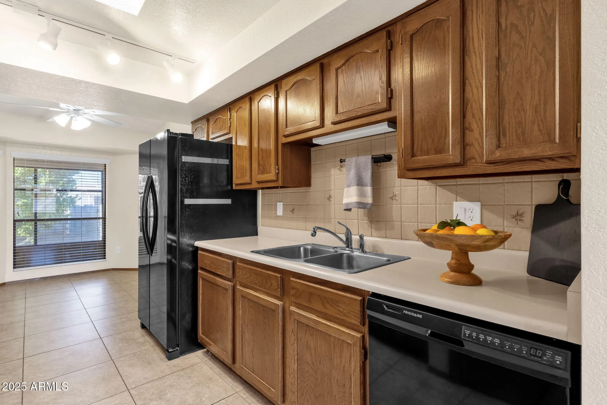 Property Slideshow image 11 of 62 | 9311 e olive ln, Sun Lakes, AZ, 85248