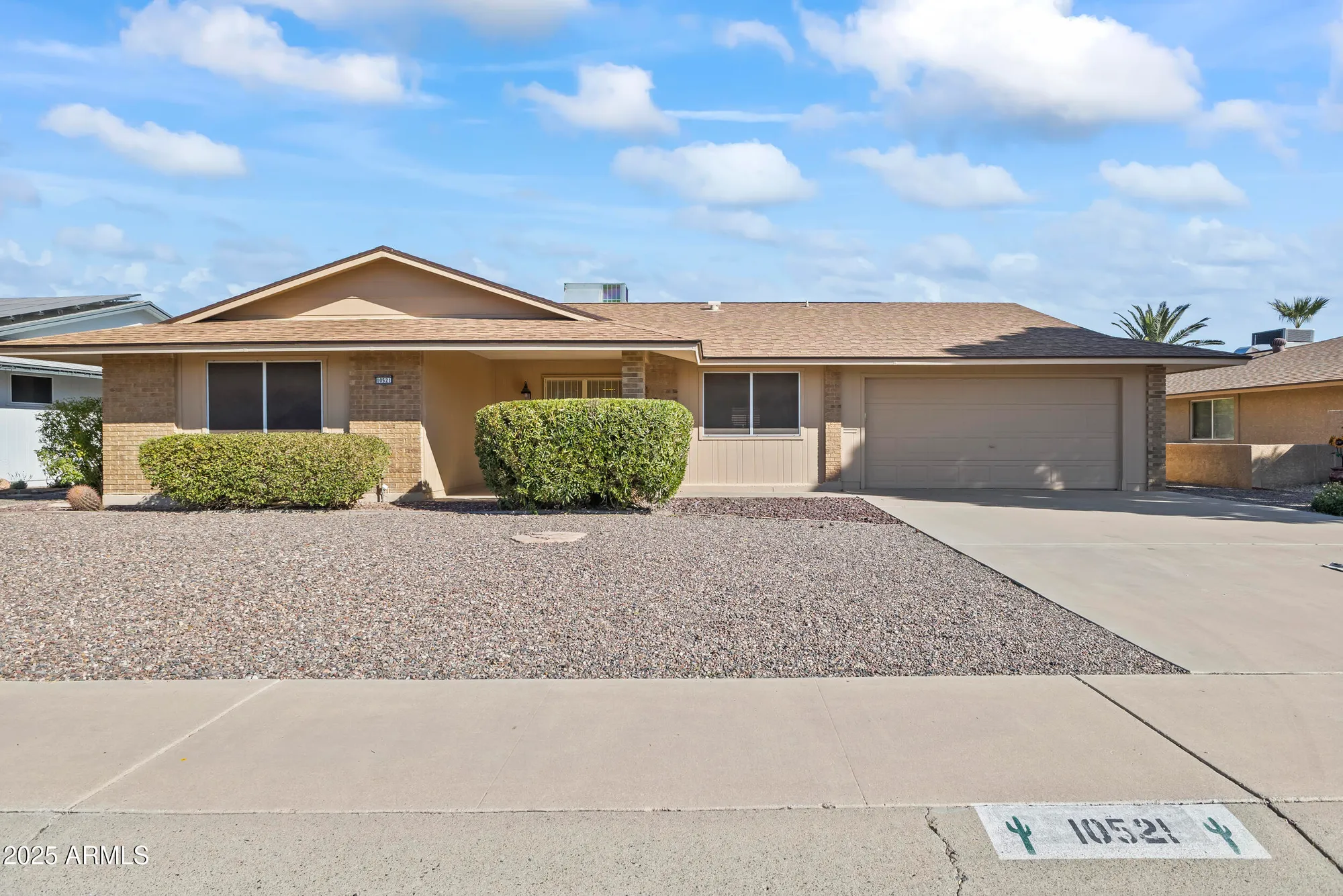 Property Slideshow image 1 of 36 | 10521 w prairie hills cir, Sun City, AZ, 85351