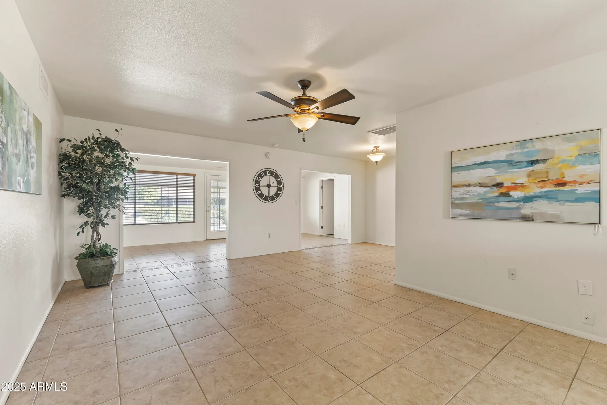 Property Slideshow image 4 of 36 | 10521 w prairie hills cir, Sun City, AZ, 85351