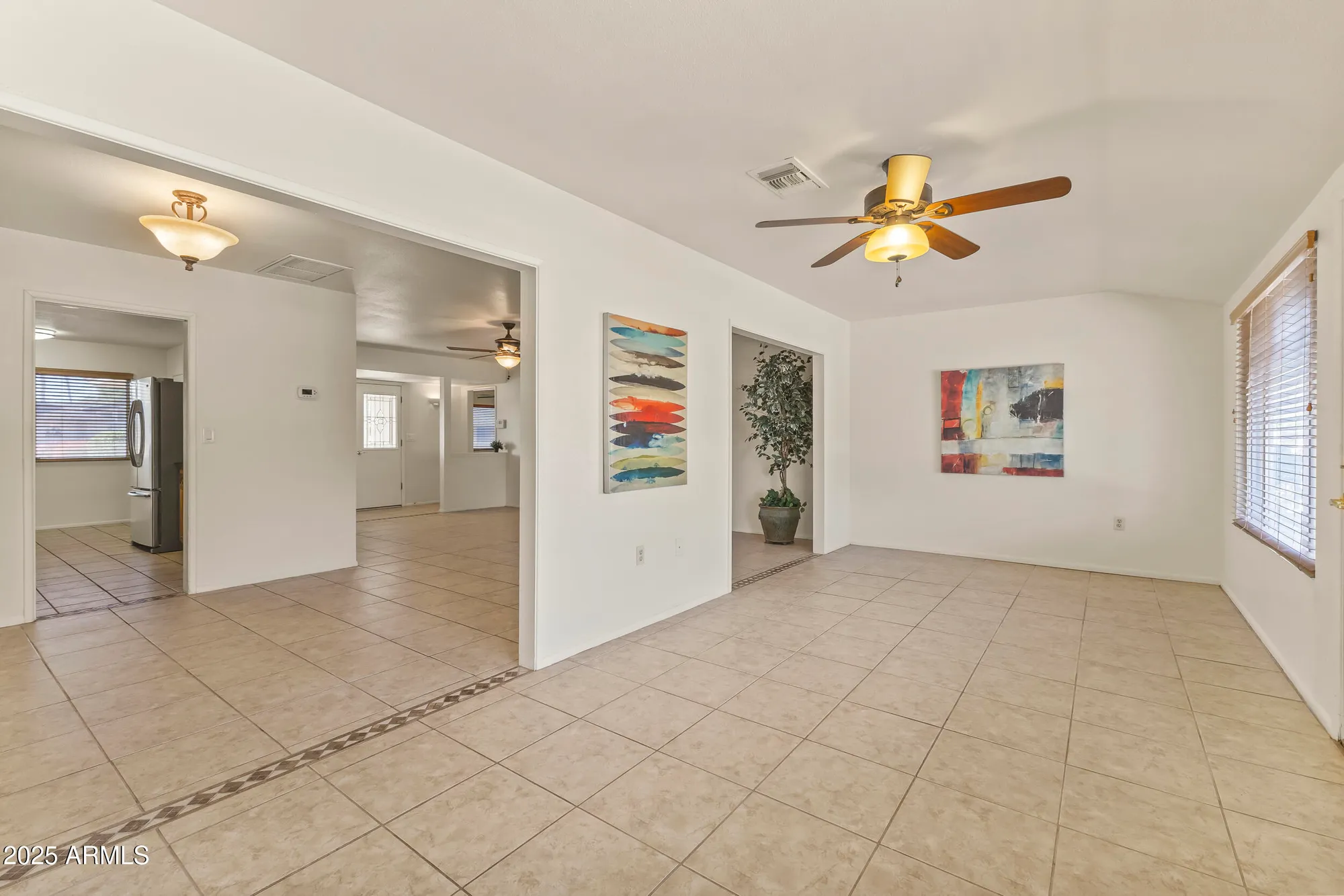 Property Slideshow image 11 of 36 | 10521 w prairie hills cir, Sun City, AZ, 85351