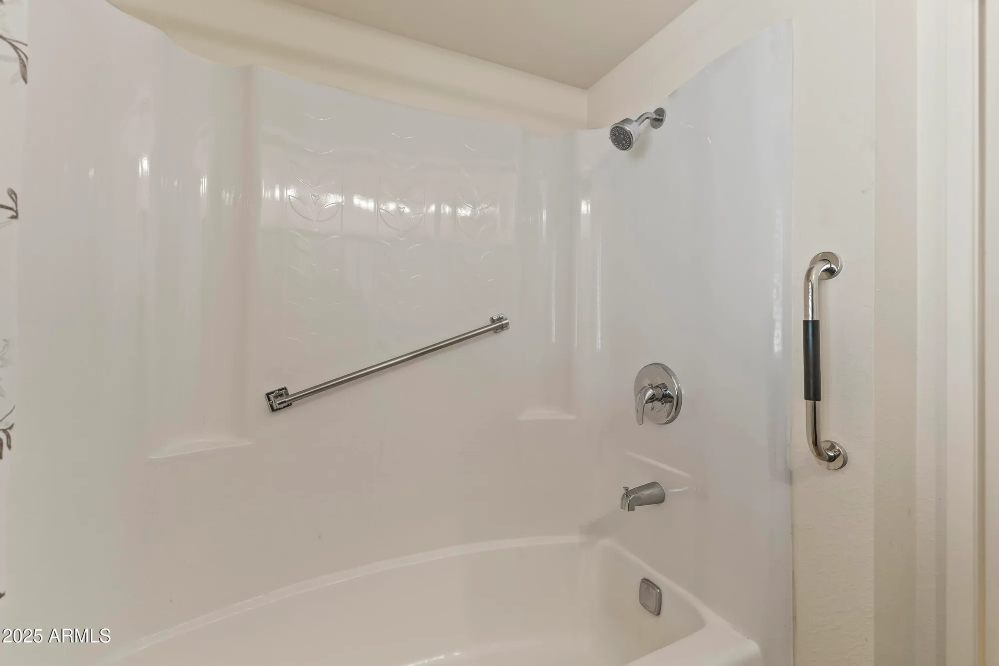 Property Slideshow image 24 of 36 | 10521 w prairie hills cir, Sun City, AZ, 85351