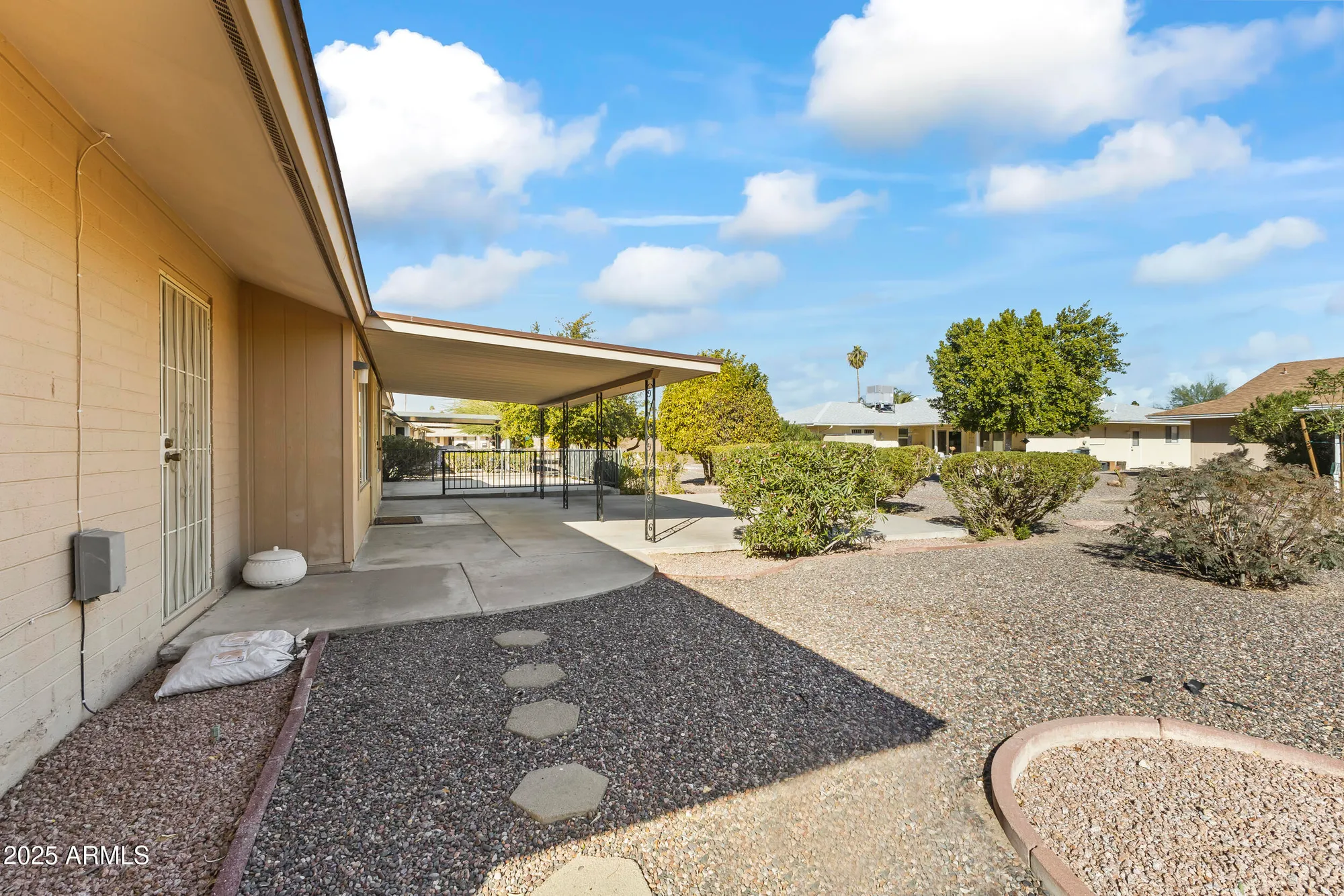 Property Slideshow image 29 of 36 | 10521 w prairie hills cir, Sun City, AZ, 85351