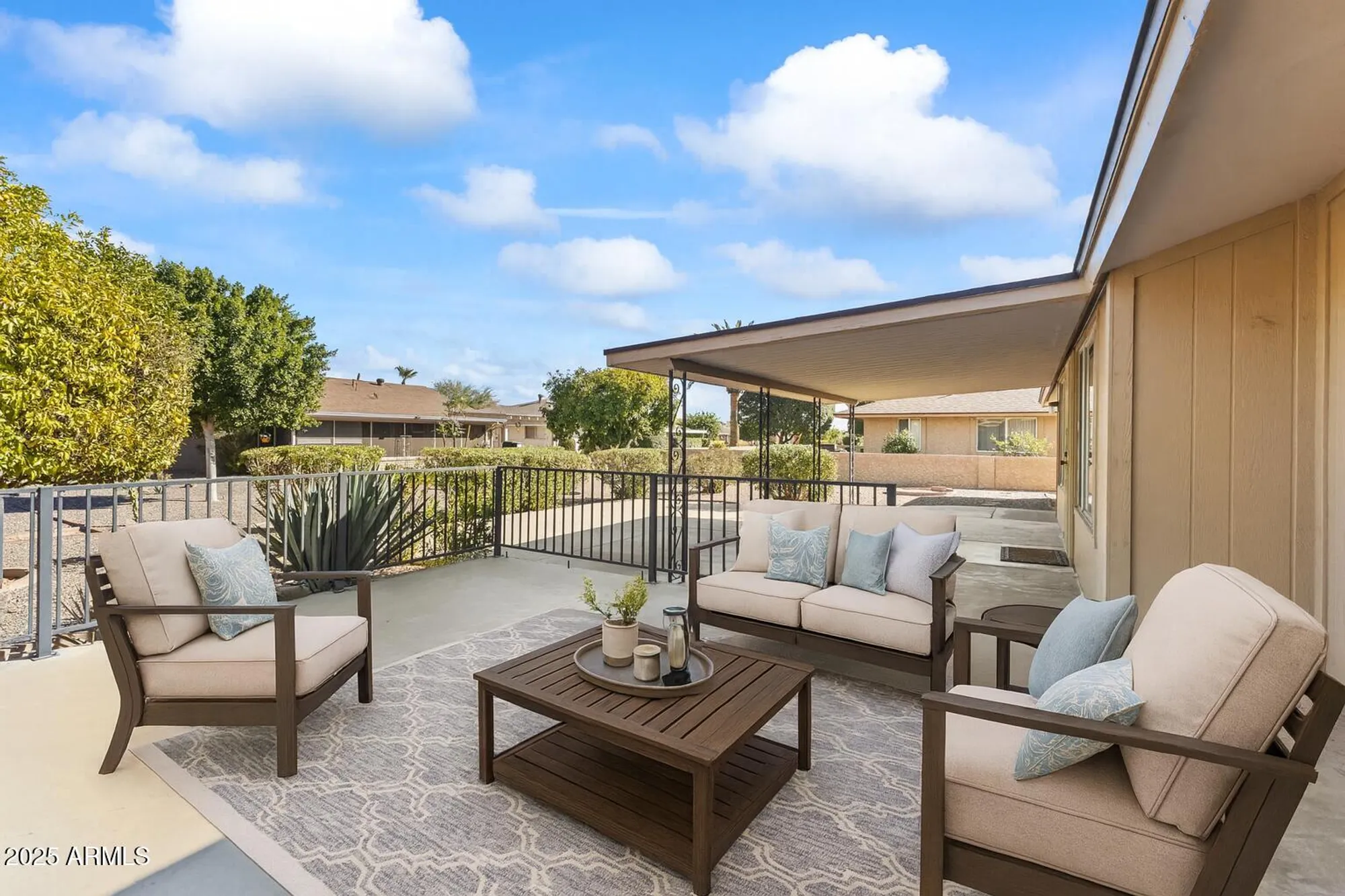 Property Slideshow image 31 of 36 | 10521 w prairie hills cir, Sun City, AZ, 85351