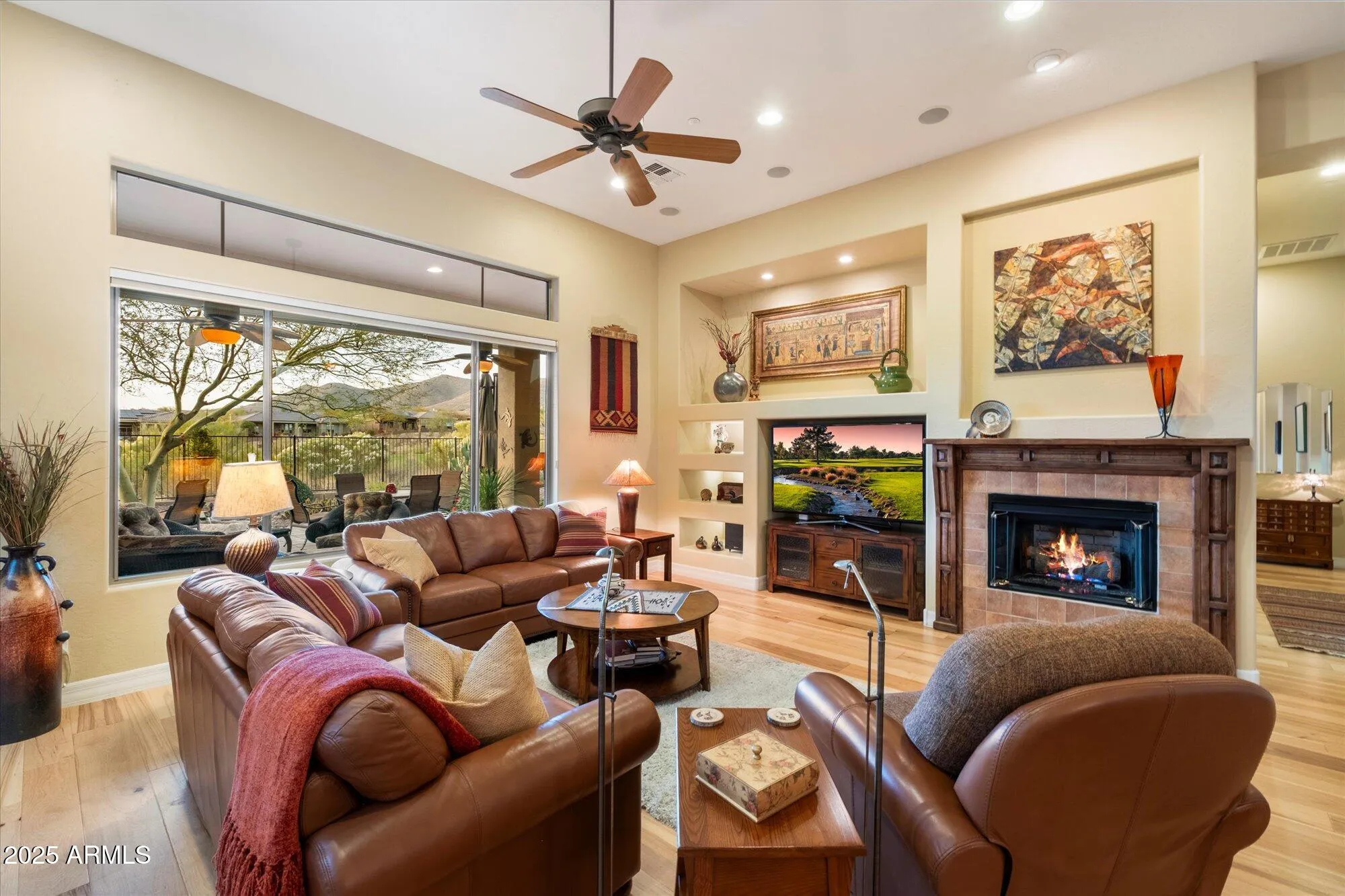 Property Slideshow image 9 of 43 | 41348 n congressional dr, Anthem, AZ, 85086