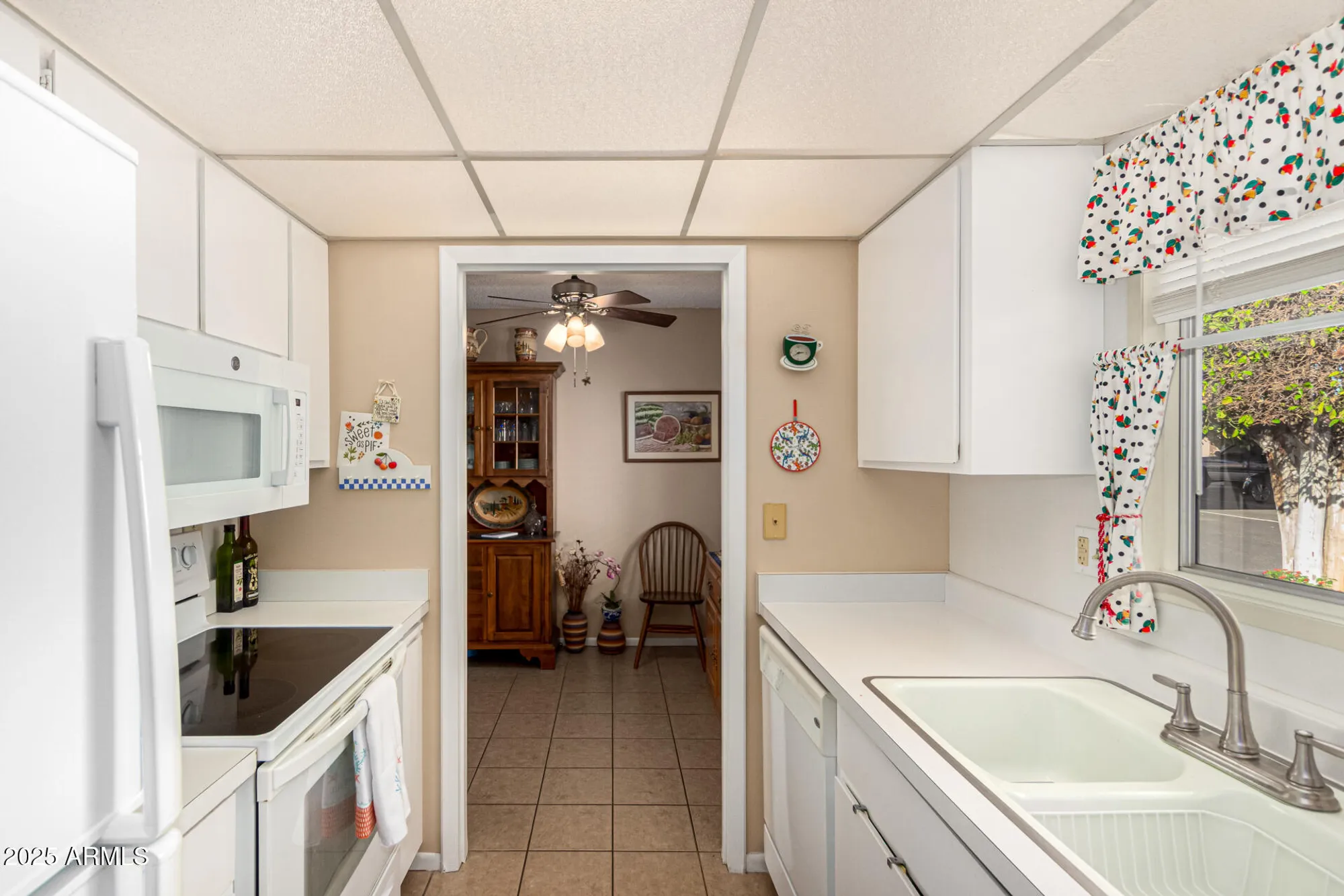 Property Slideshow image 14 of 30 | 13709 n 98th ave b, Sun City, AZ, 85351